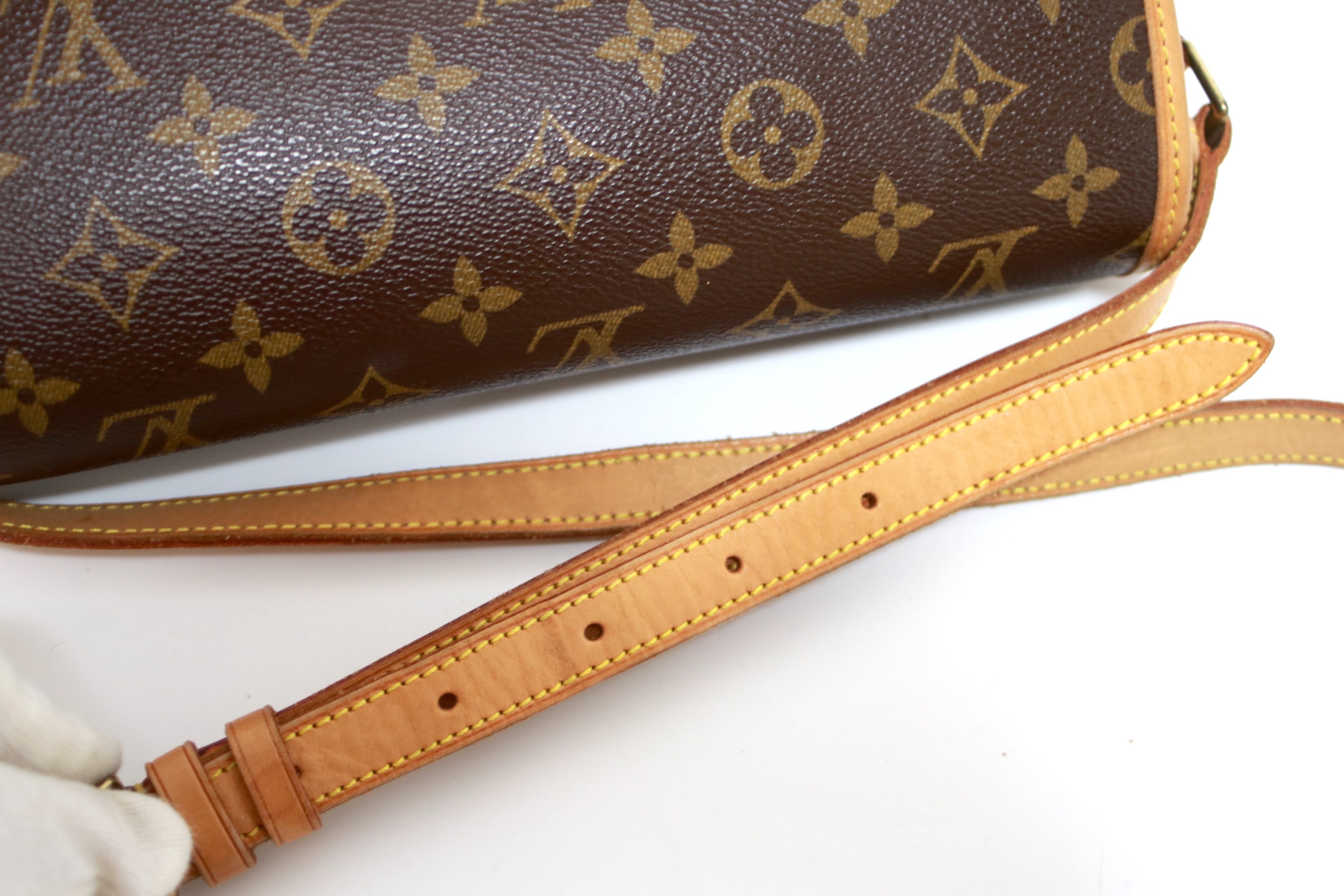 Louis Vuitton Sologne Shoulder Bag Used