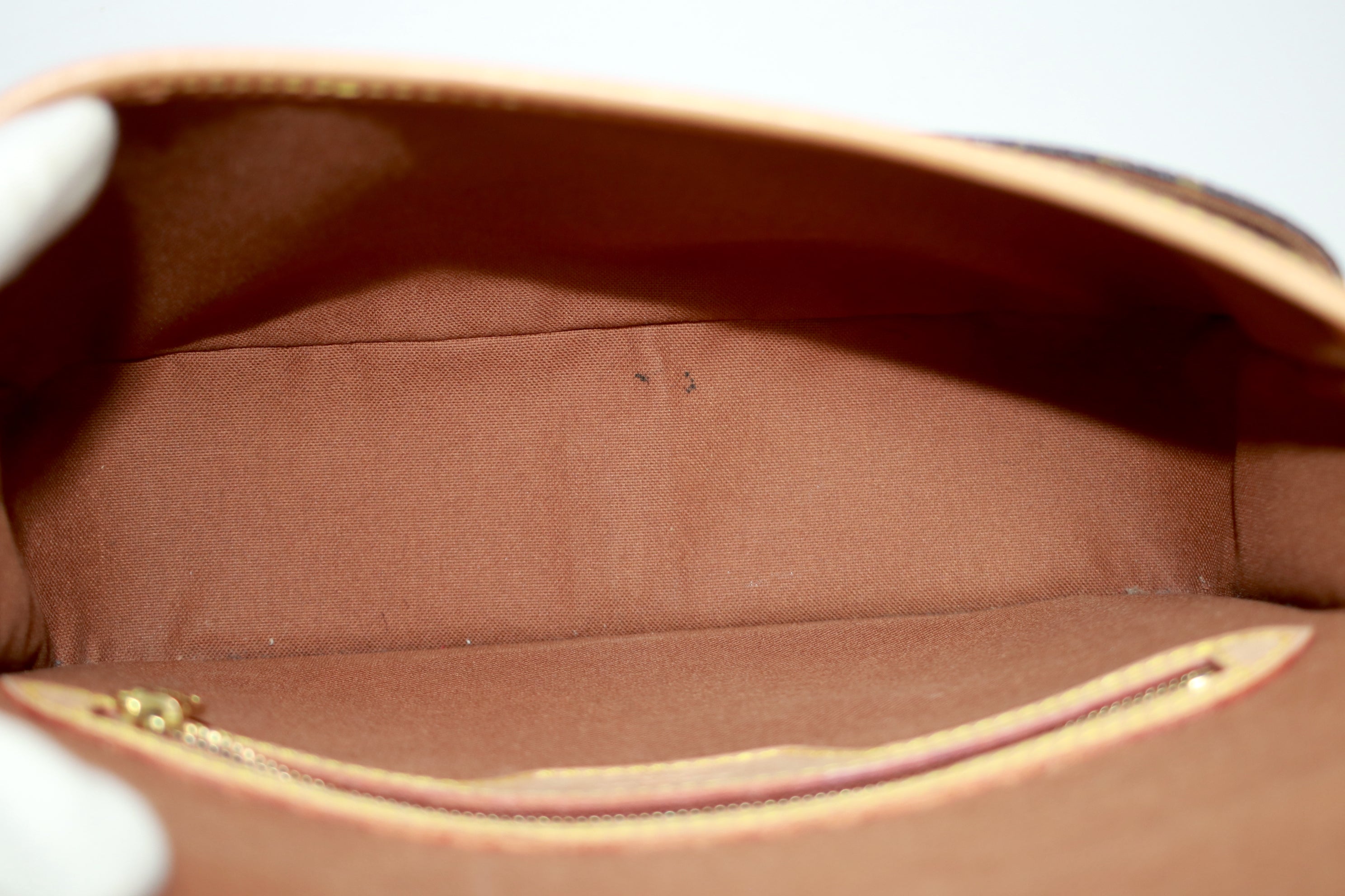 Louis Vuitton Sologne Shoulder Bag Used