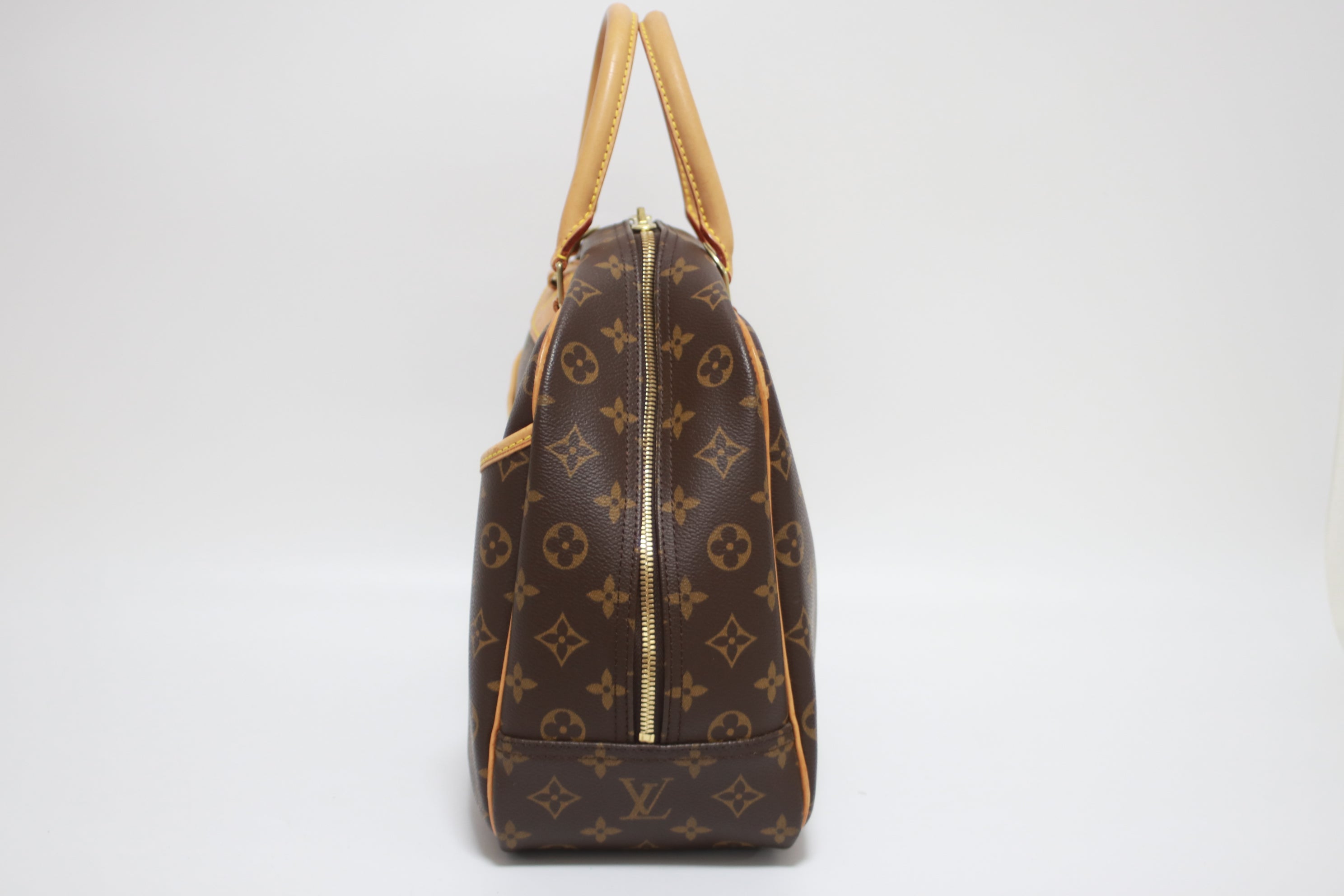 Louis Vuitton Deauville Handbag Used