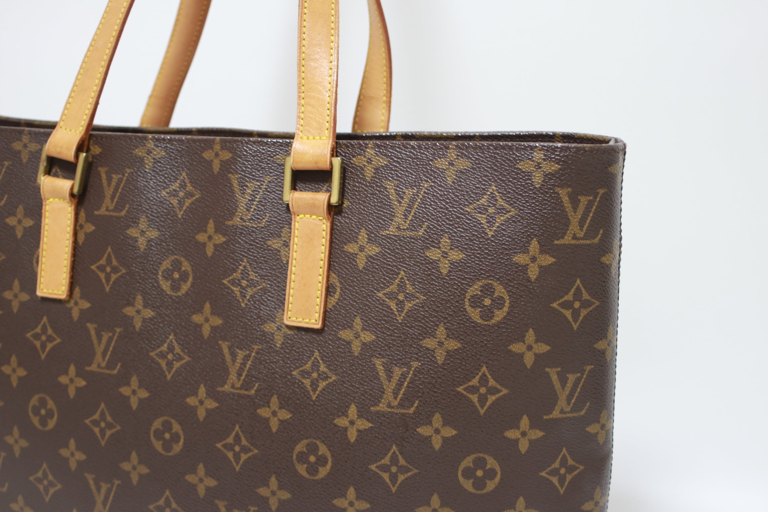 Louis Vuitton Luco Shoulder Tote Bag Used