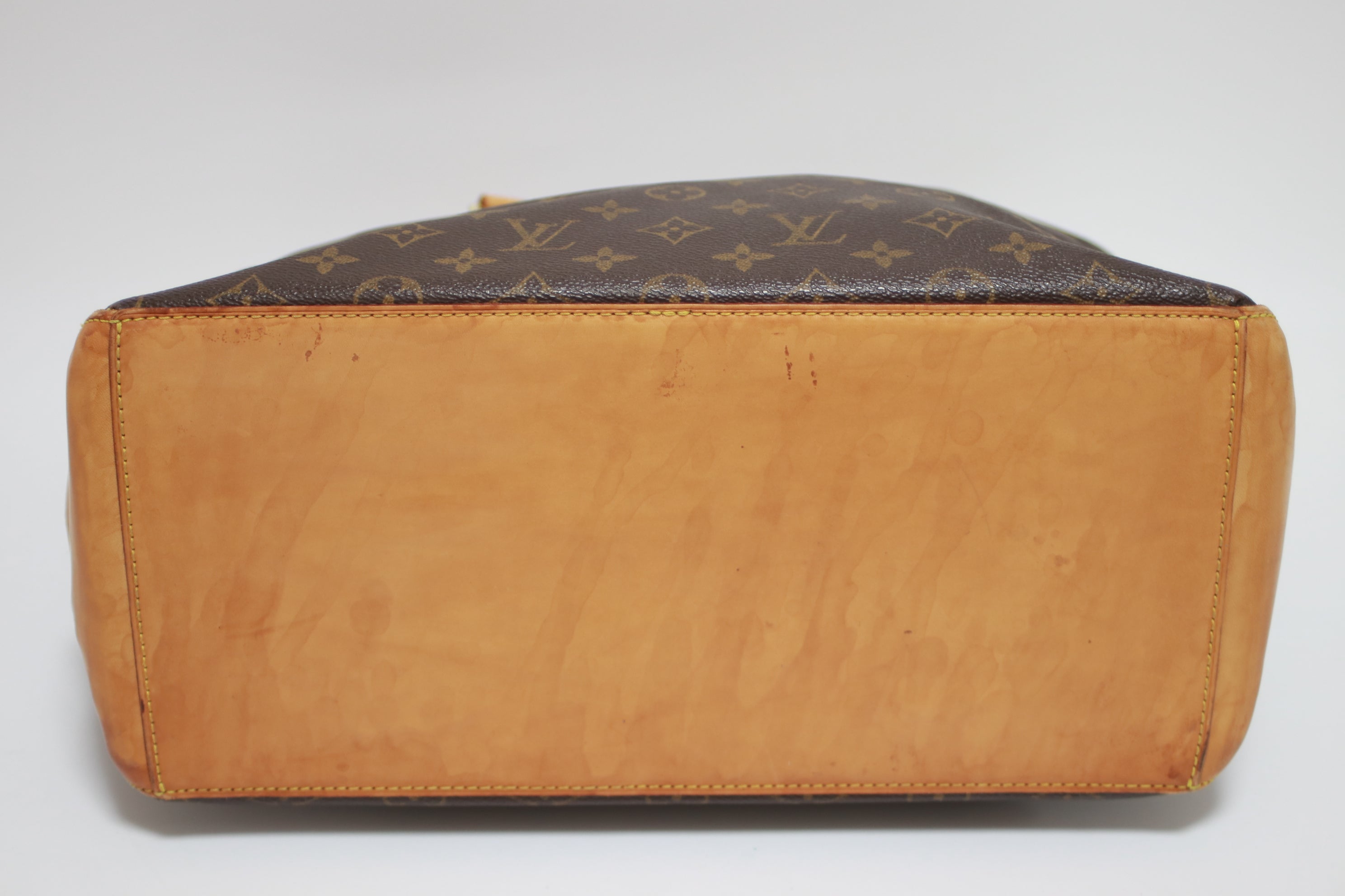 Louis Vuitton Cabas Mezzo Shoulder Bag Used