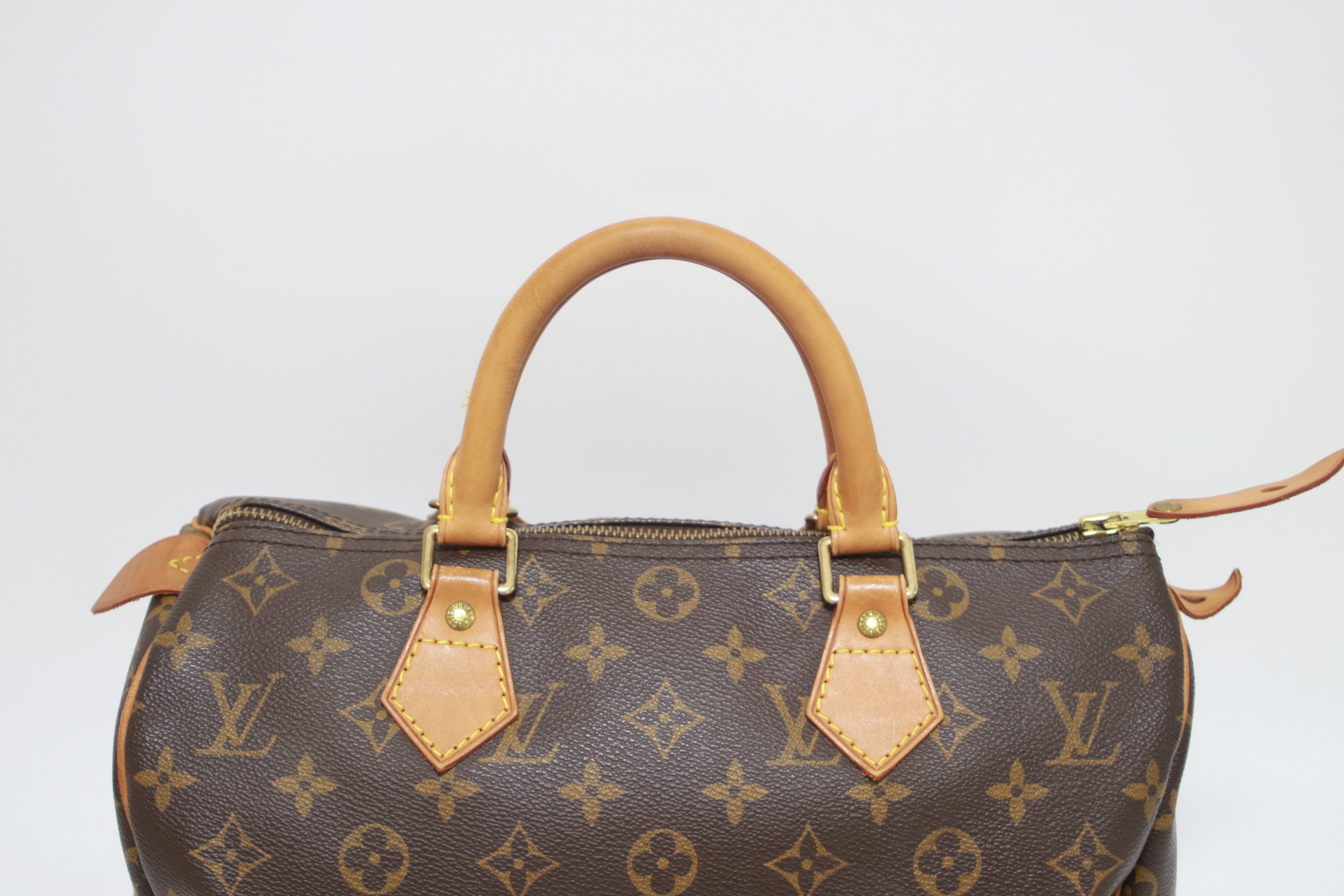 Louis Vuitton Speedy 30 Handbag Used
