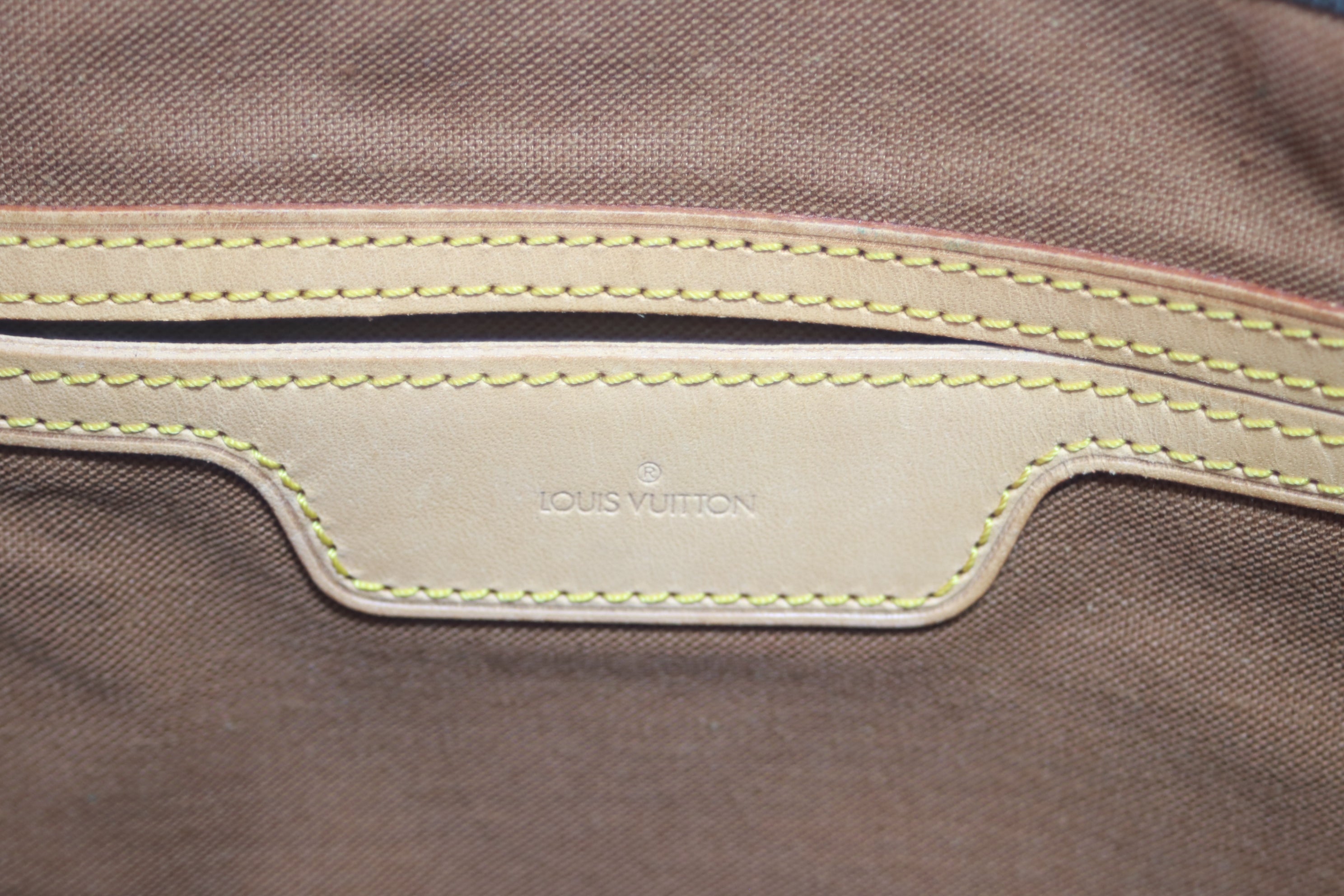 Louis Vuitton Sac Flanerie 50 Shoulder Bag Used