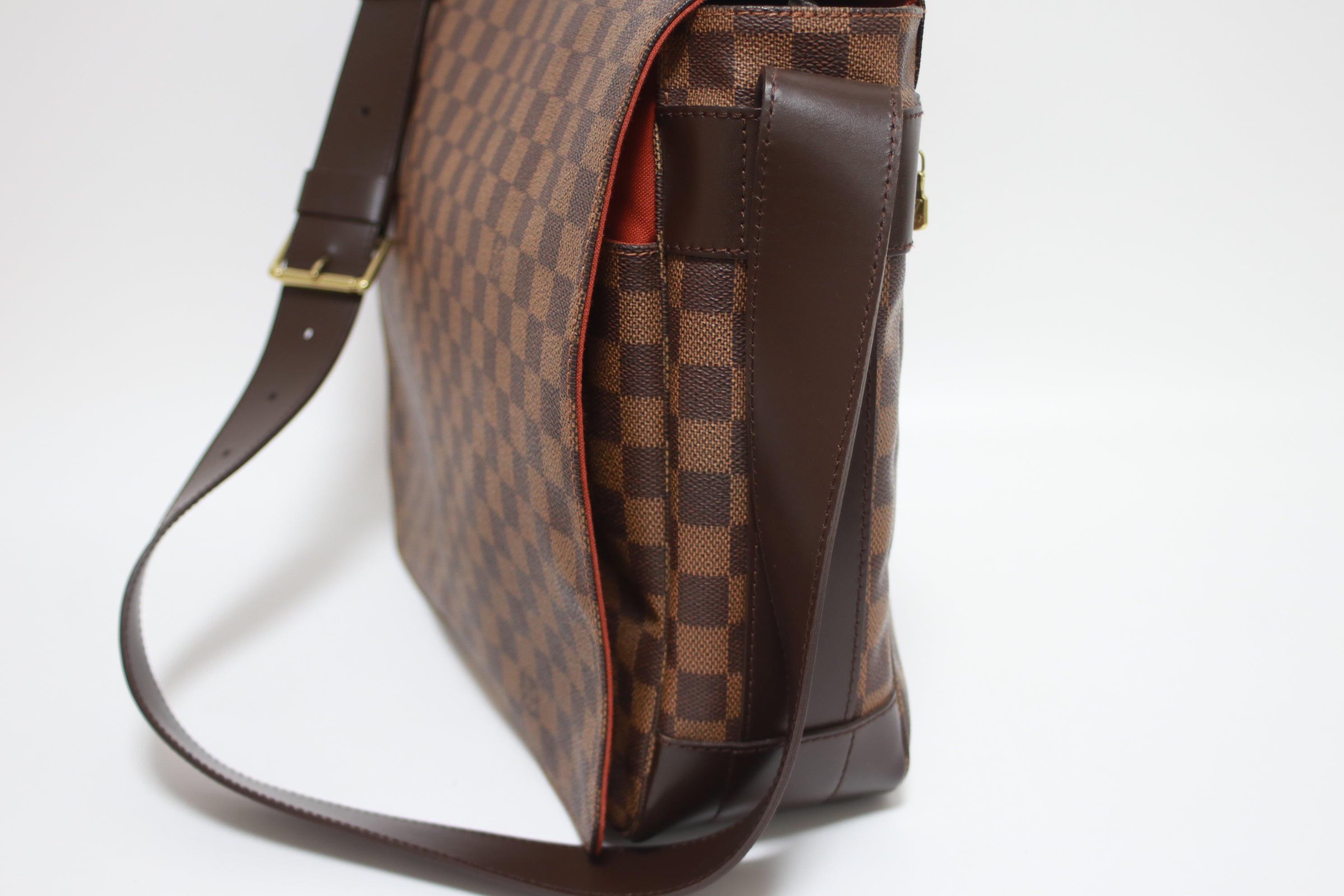 Louis Vuitton Bastille Damier Ebene Messenger Bag Used