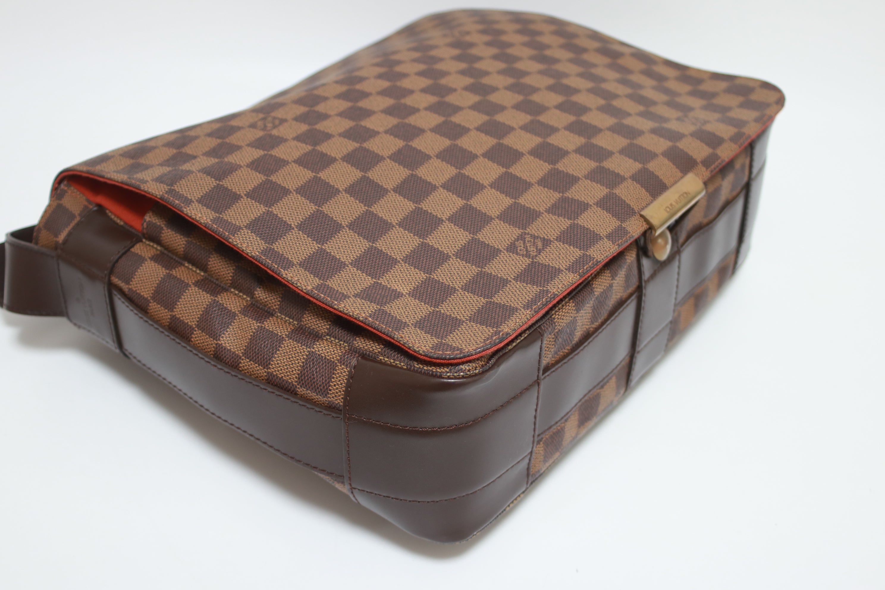 Louis Vuitton Bastille Damier Ebene Messenger Bag Used