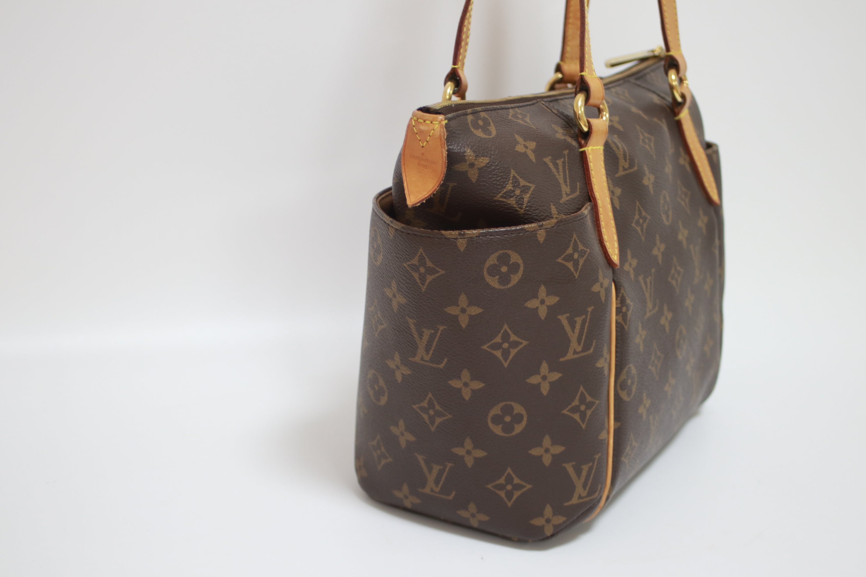 Louis Vuitton Totally PM Handbag Used