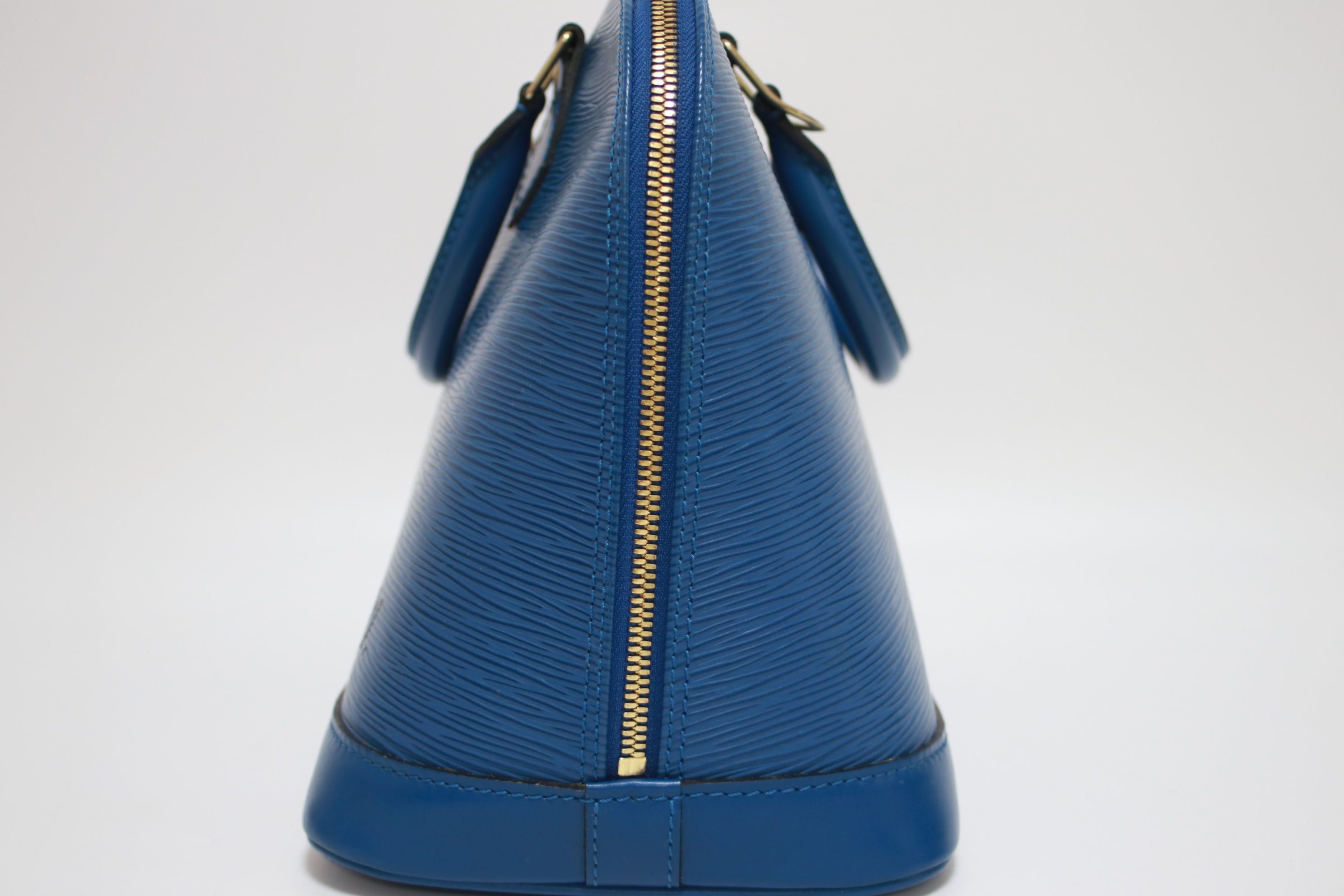 Louis Vuitton Alma PM Epi Blue Used