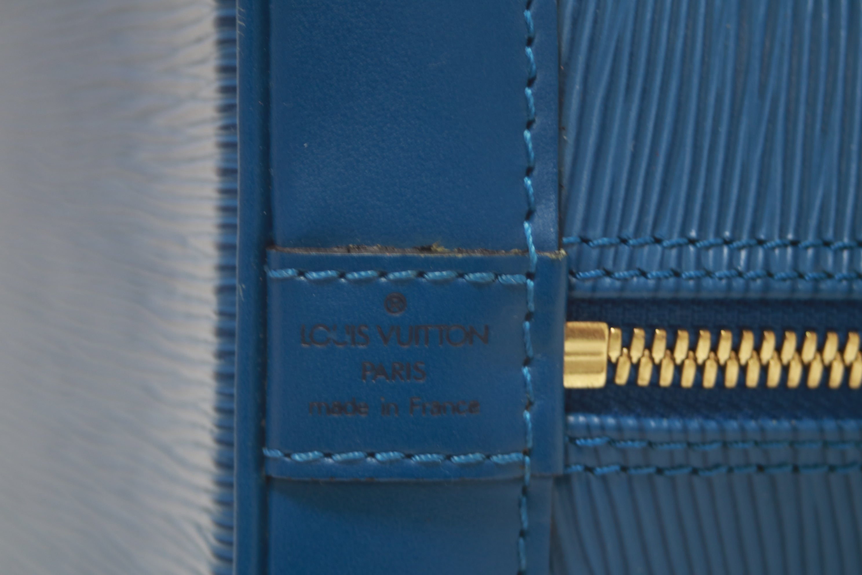 Louis Vuitton Alma PM Epi Blue Used