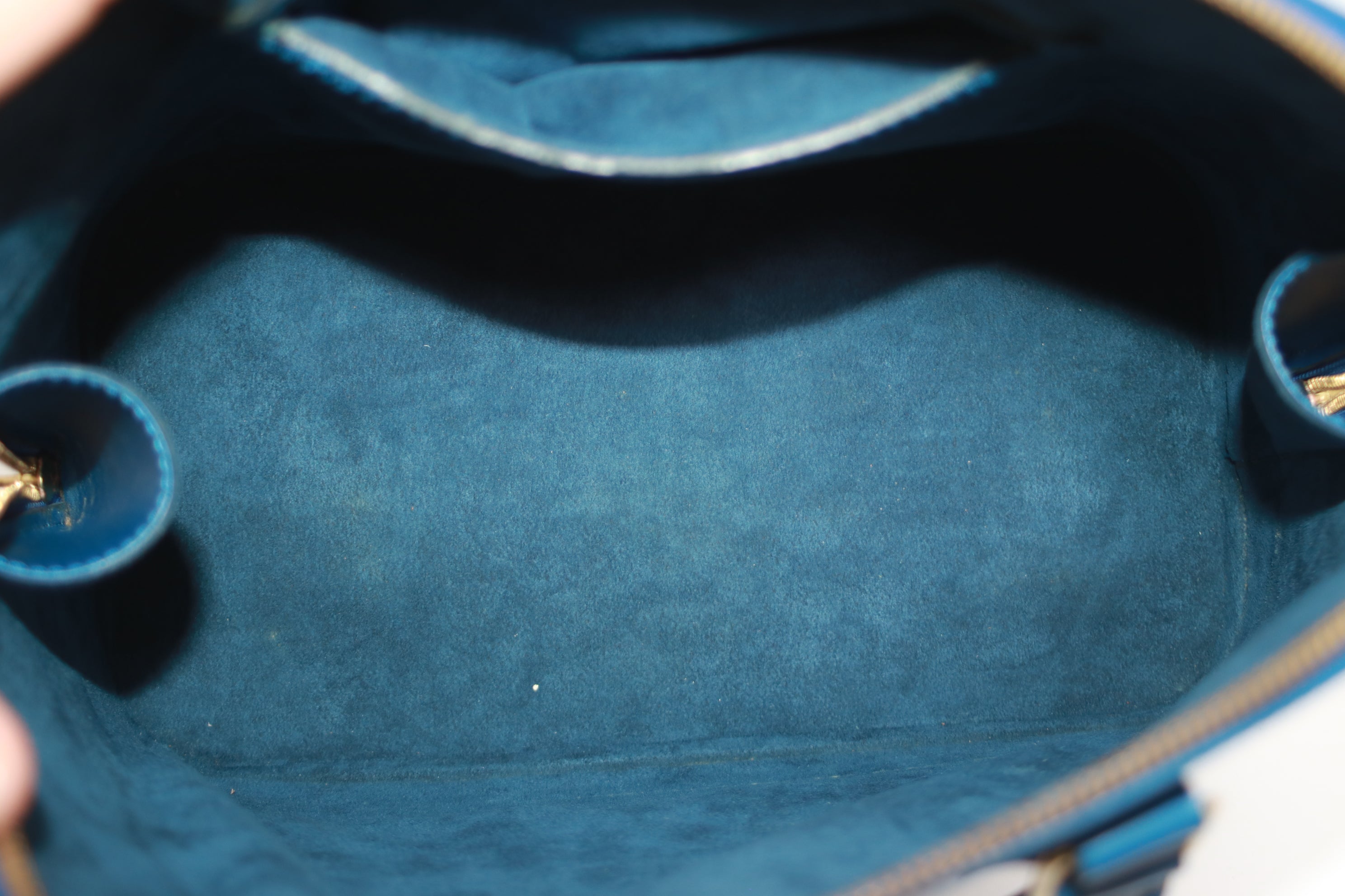 Louis Vuitton Alma PM Epi Blue Used