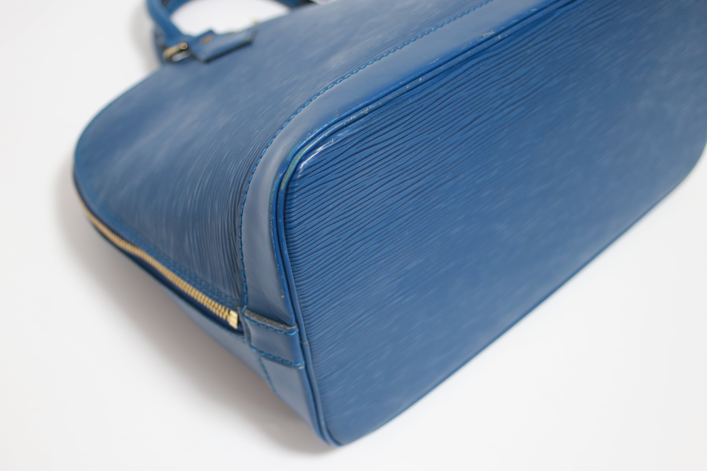 Louis Vuitton Alma Epi Blue Used