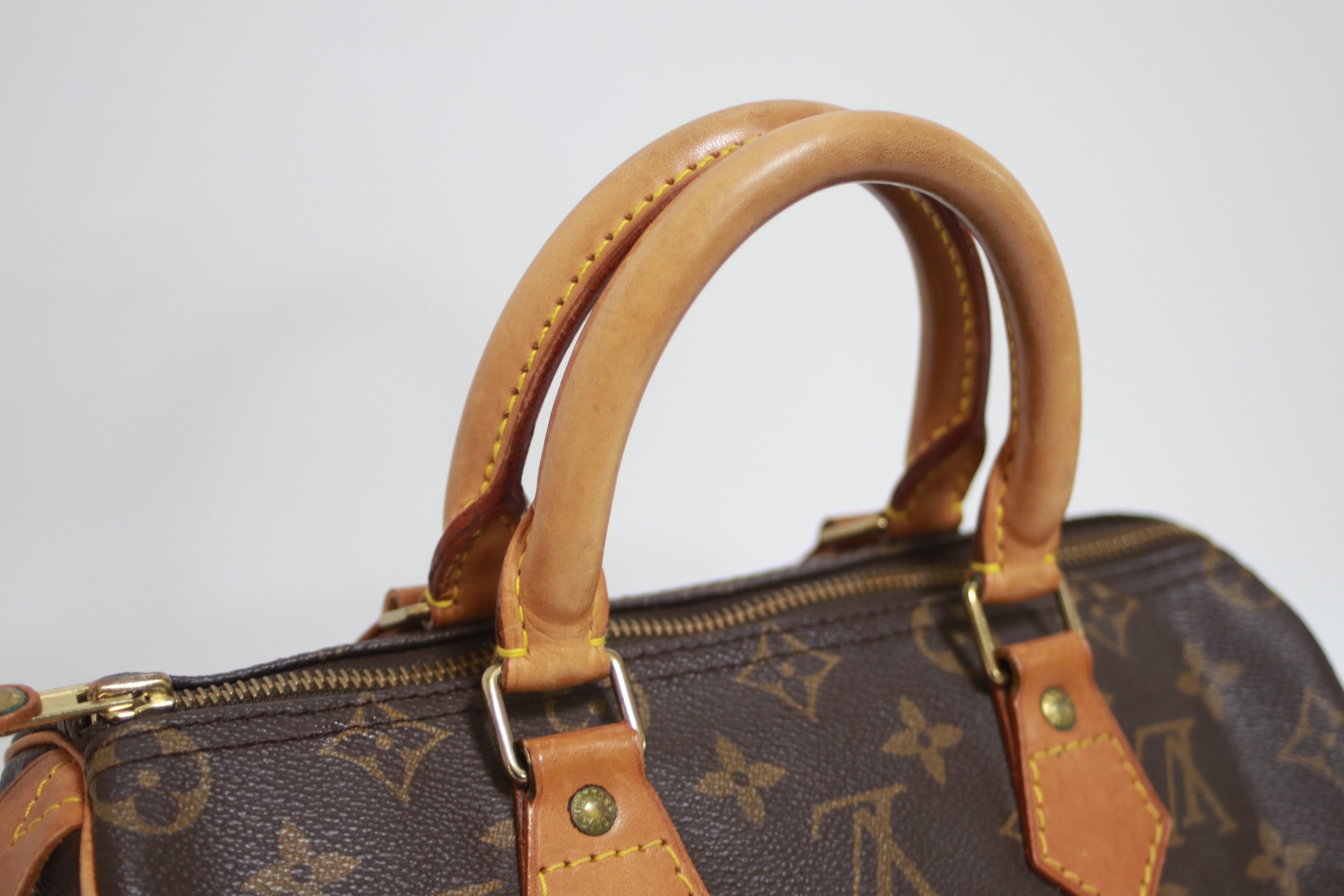 Louis Vuitton Speedy 25 Handbag Monogram Used
