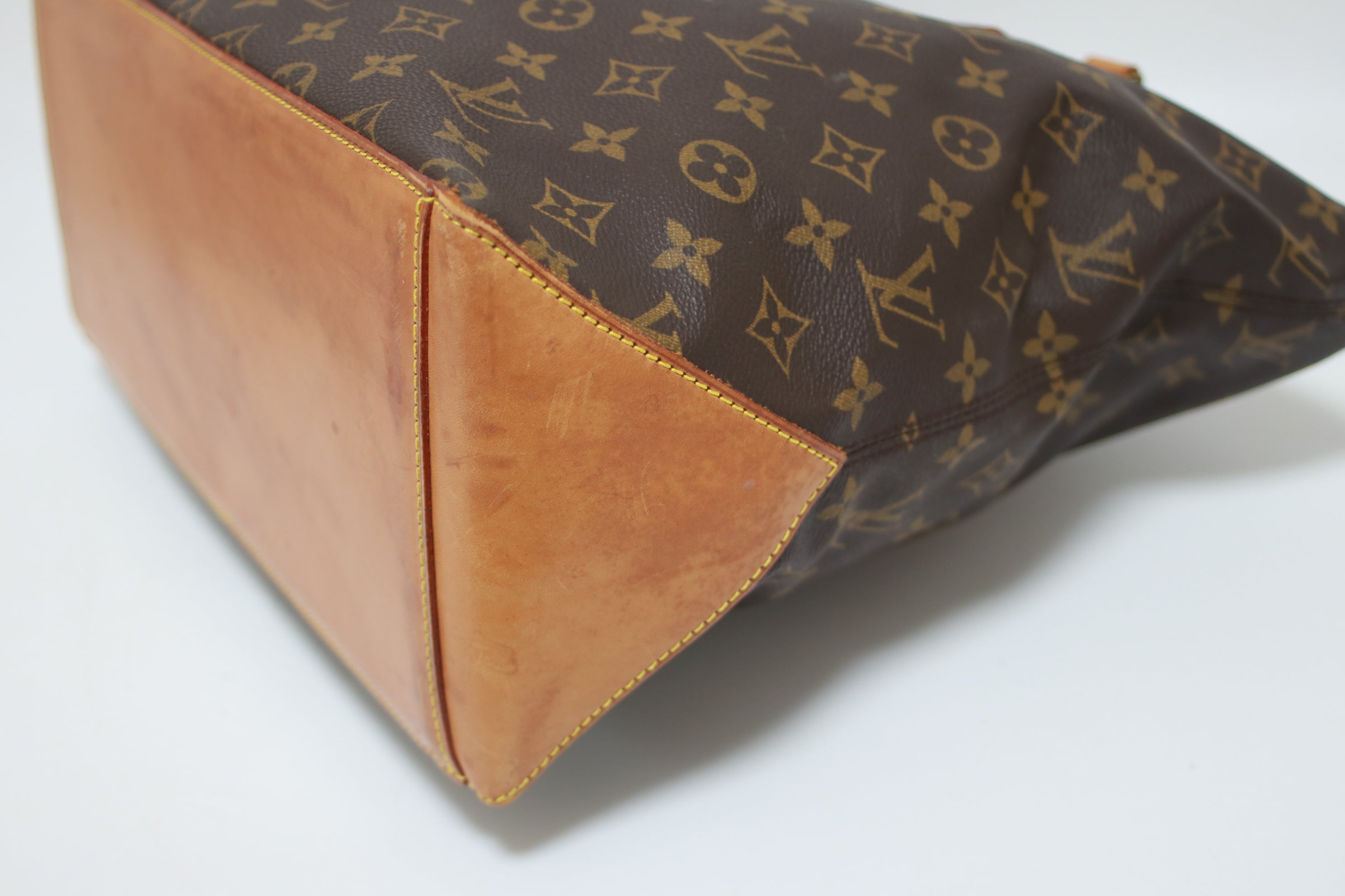 Louis Vuitton Cabas Mezzo Shoulder Tote Bag Used