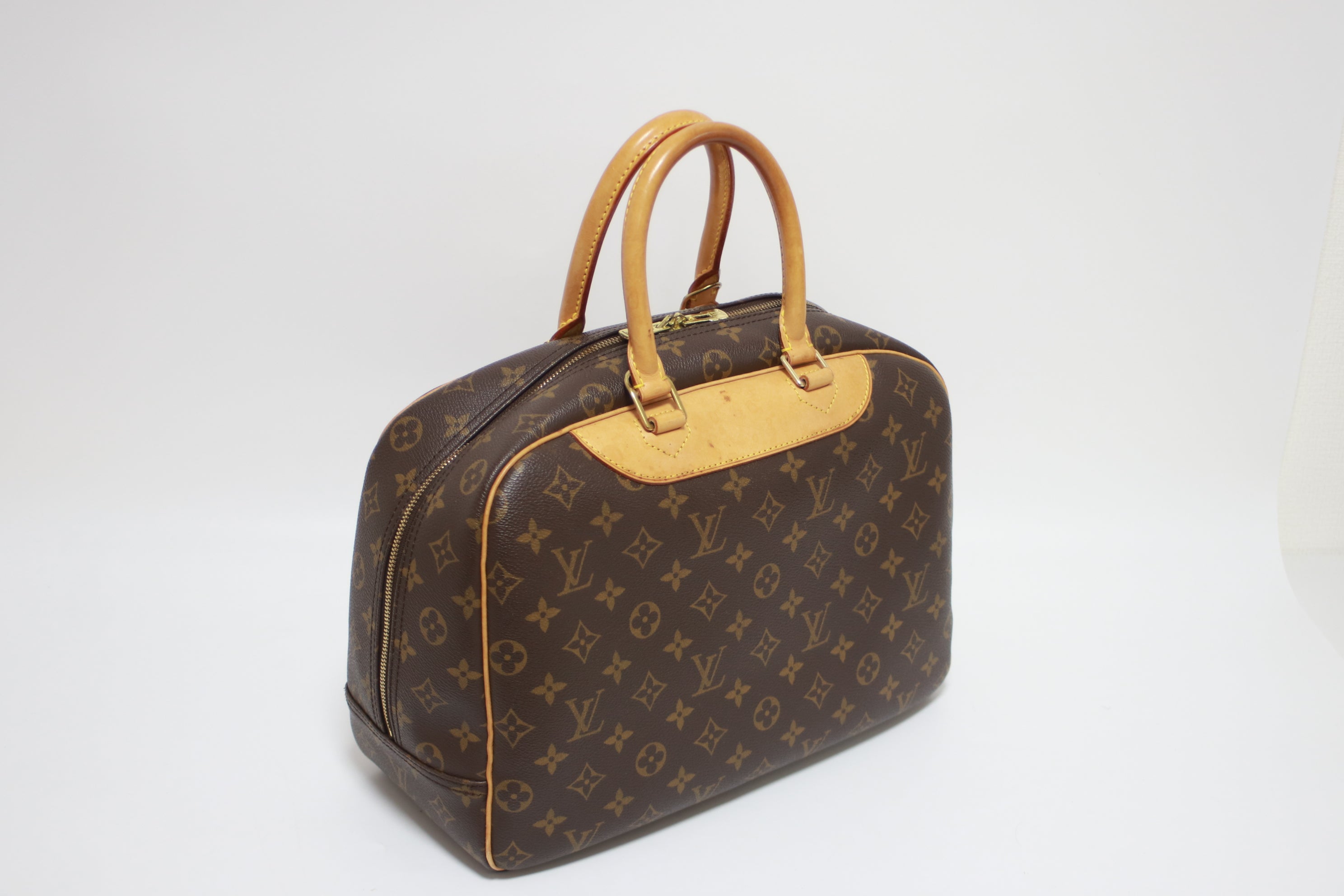 Louis Vuitton Deauville Handbag Used