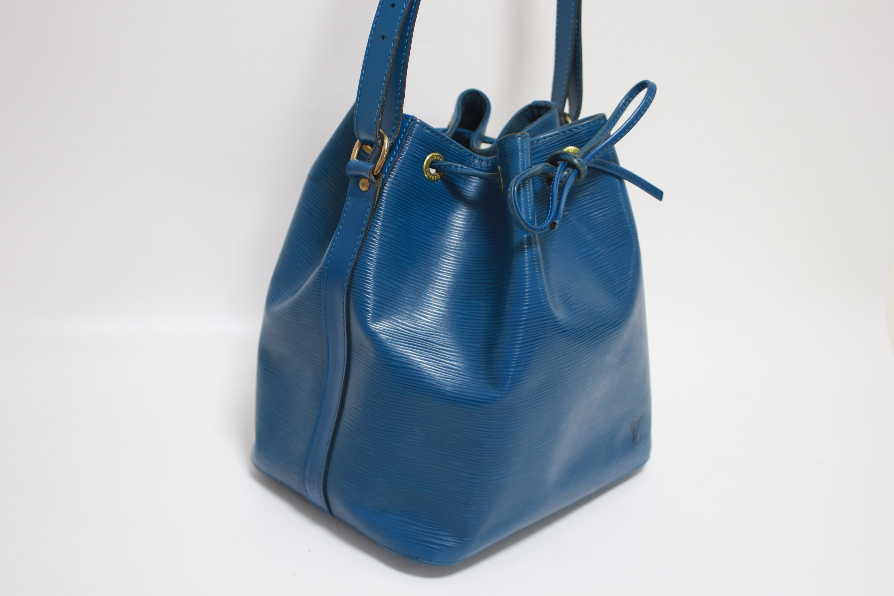 Louis Vuitton Epi Noe PM Soulder Bag Blue Used