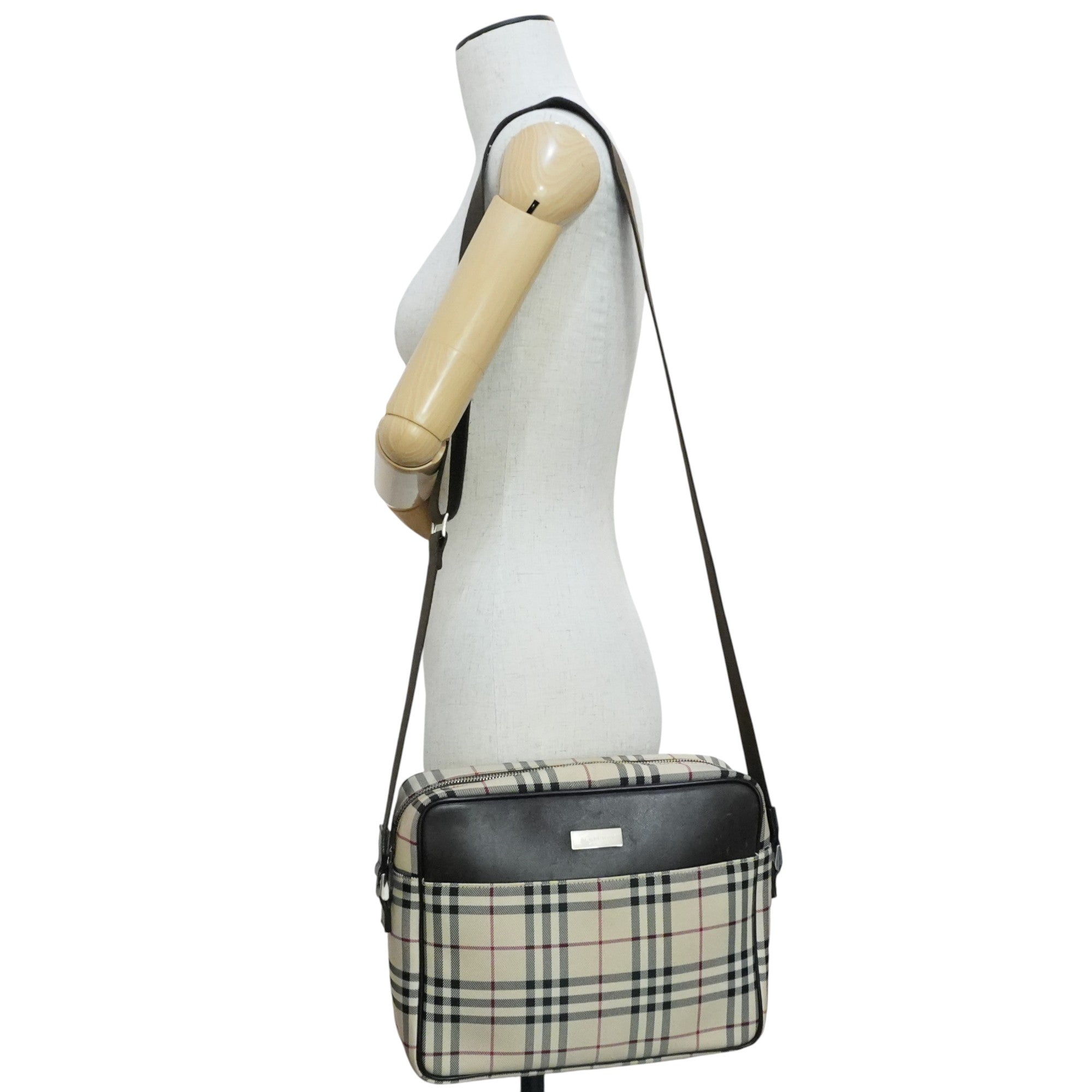 Pre-owned Burberry Nova Check Messenger Shoulder Bag Beige