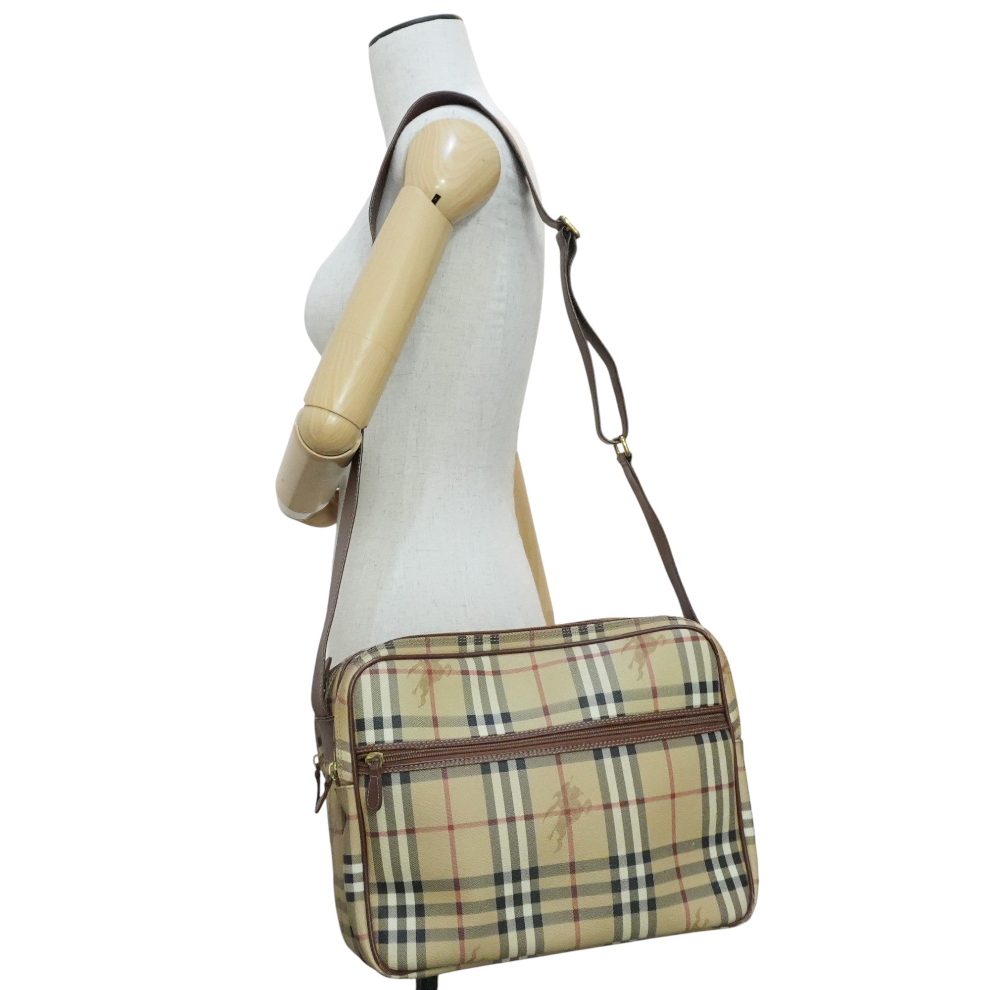 Pre-owned Burberry Nova Check Messenger Bag Beige and Brown