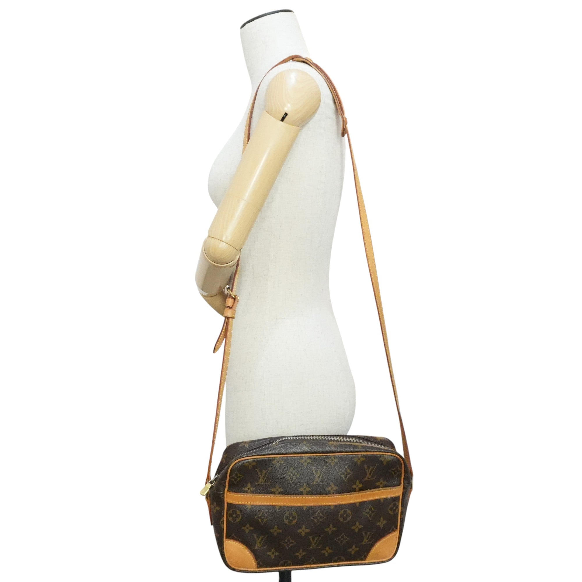 Pre-owned Louis Vuitton Monogram Trocadero Shoulder Bag