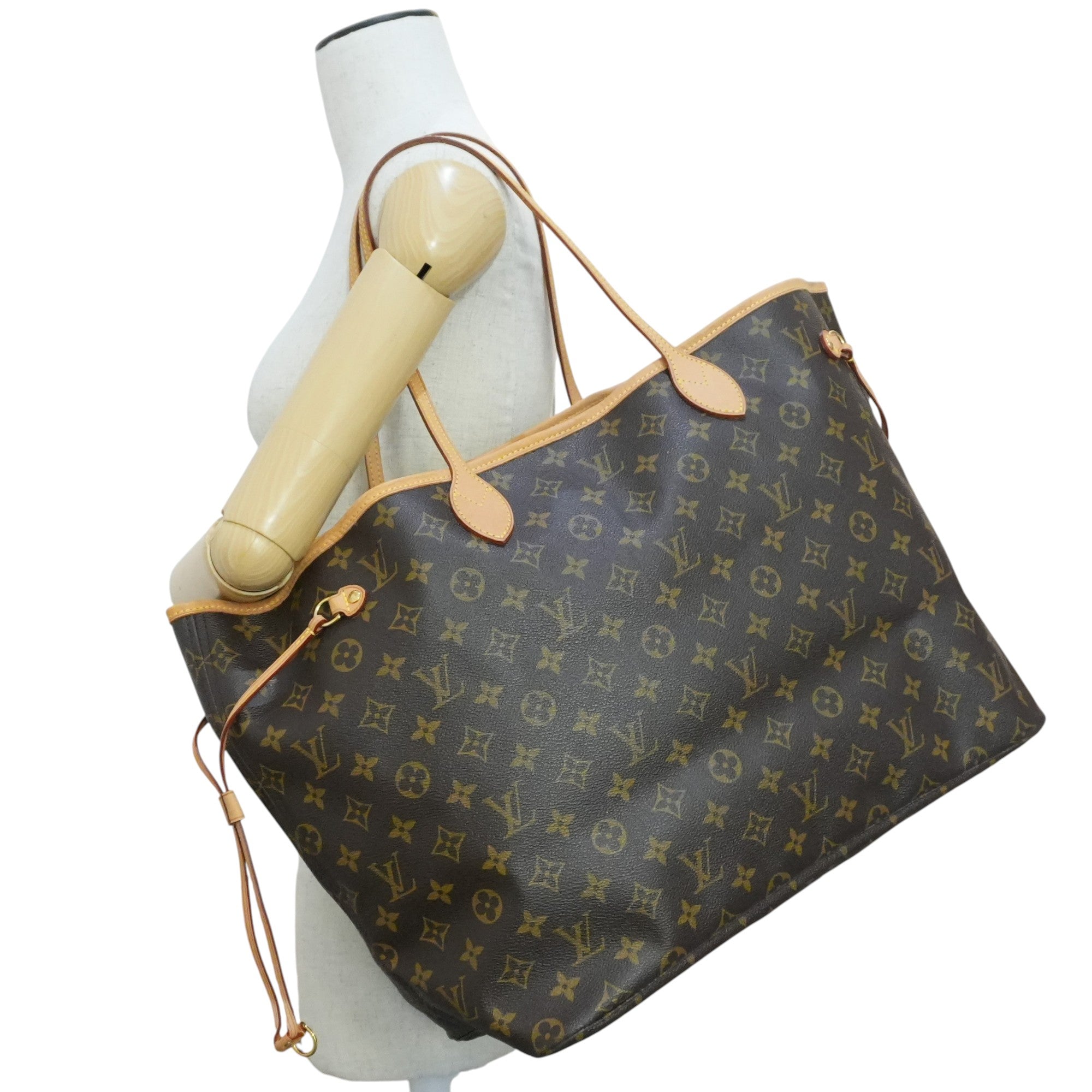 Pre-owned Louis Vuitton Monogram Neverfull GM Tote Bag