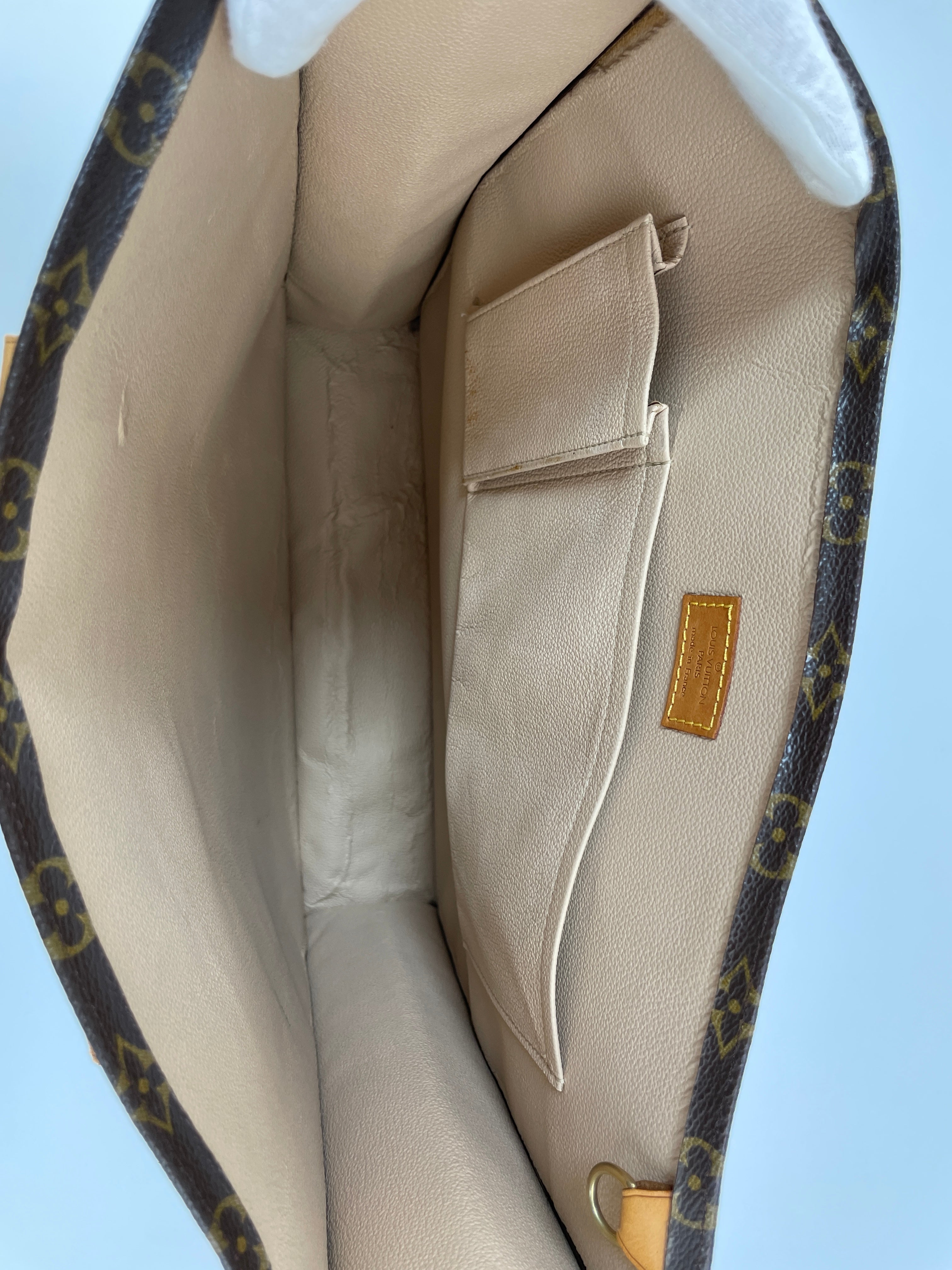 Sac hotsell plat vuitton