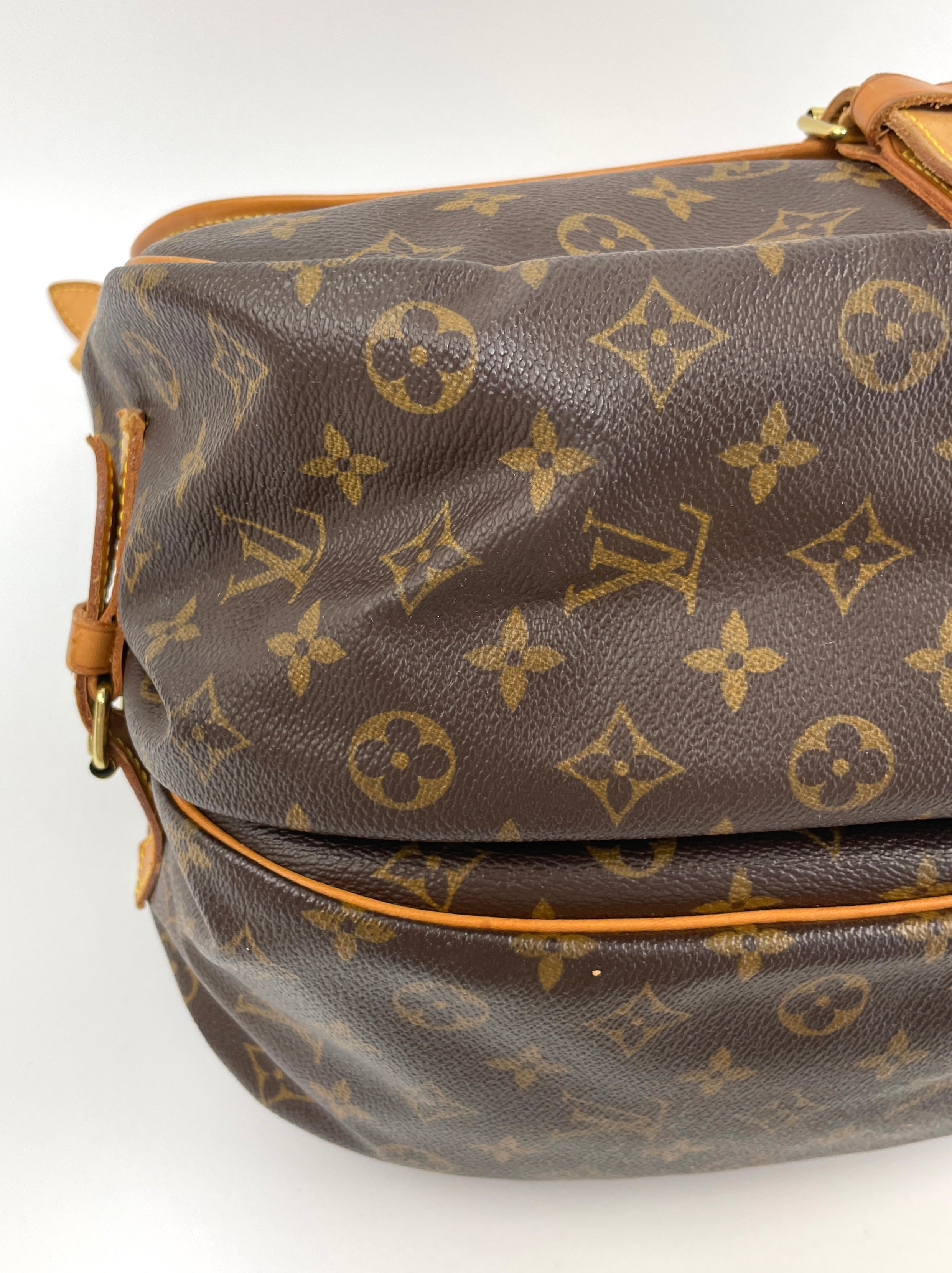 Louis Vuitton Saumur 35 Shoulder Bag Used (6528)