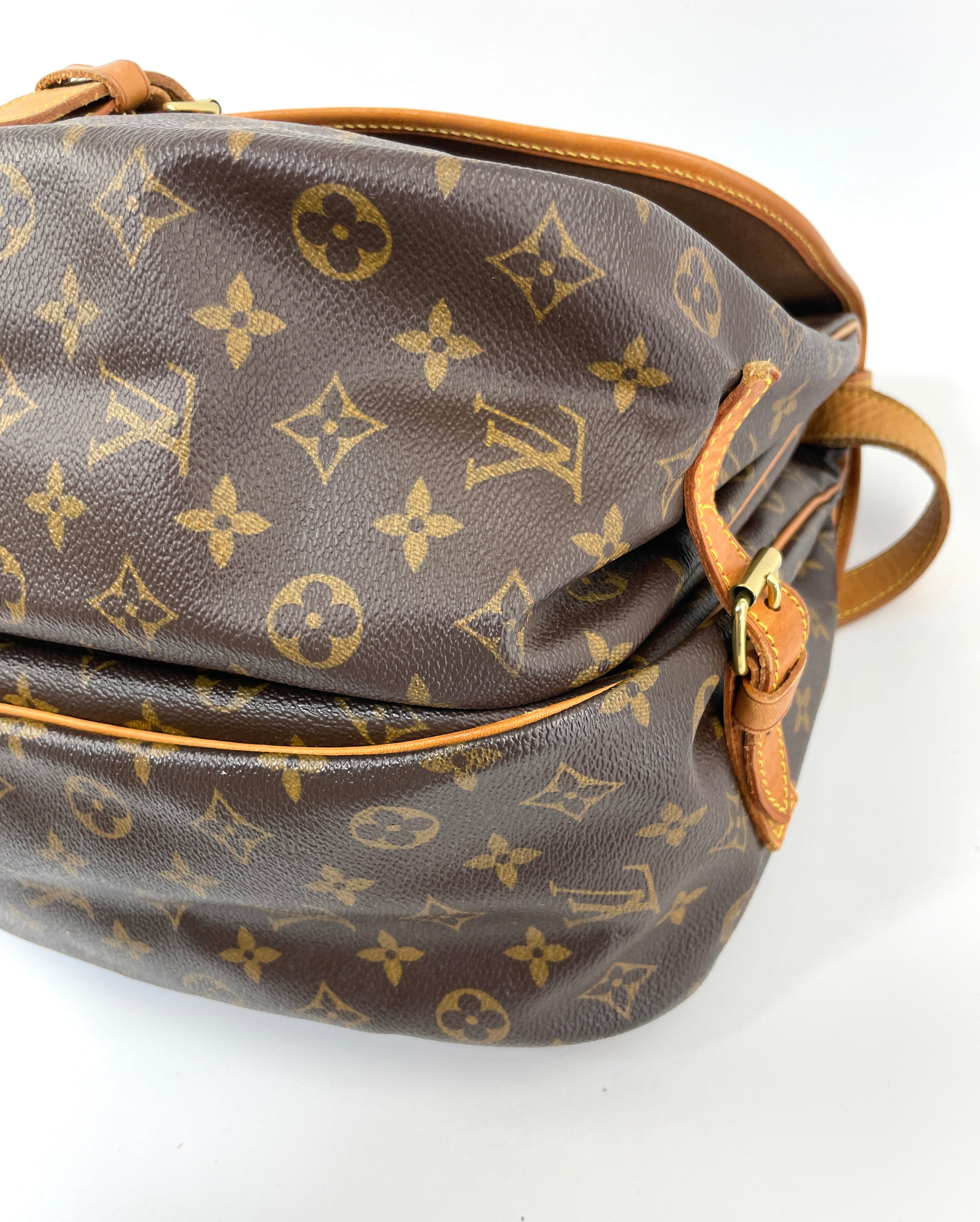 Louis Vuitton Saumur 35 Shoulder Bag Used (6528)