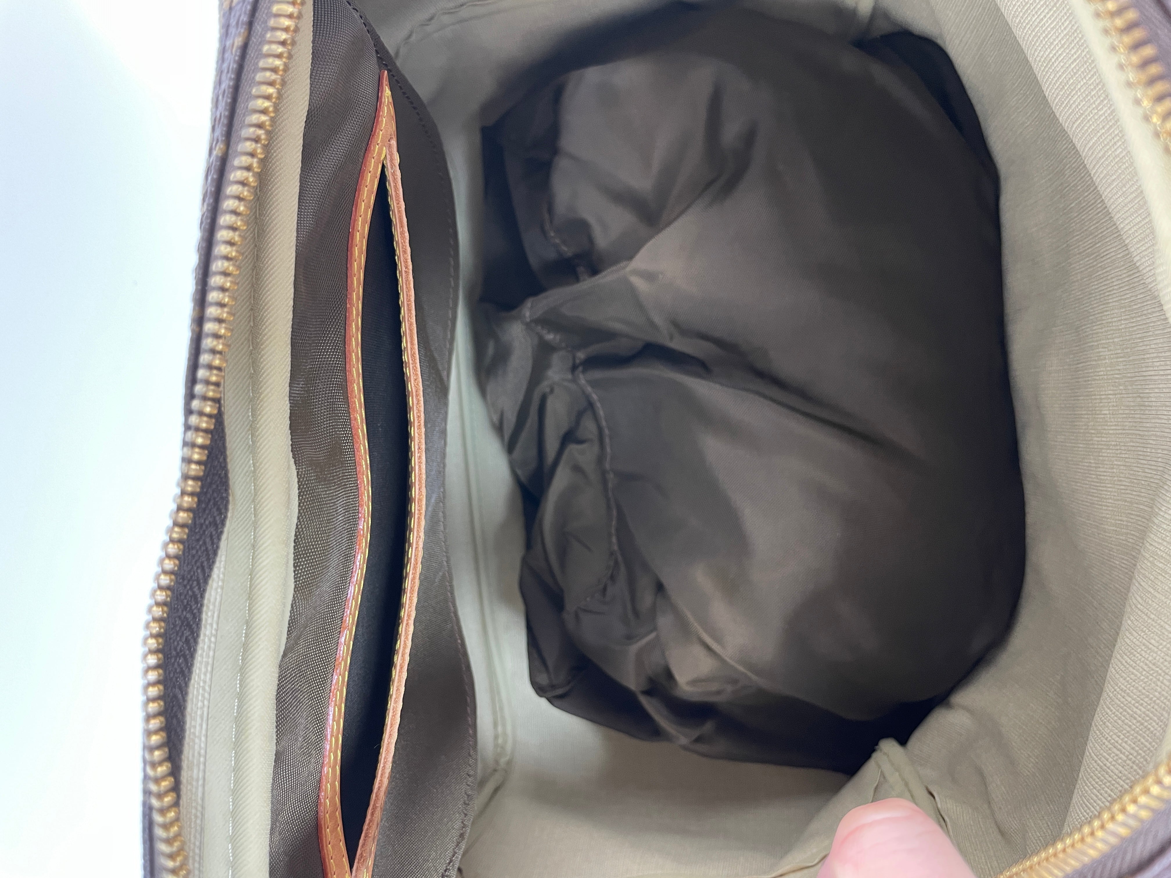 Louis Vuitton Evasion Travel Bag Used (6846)