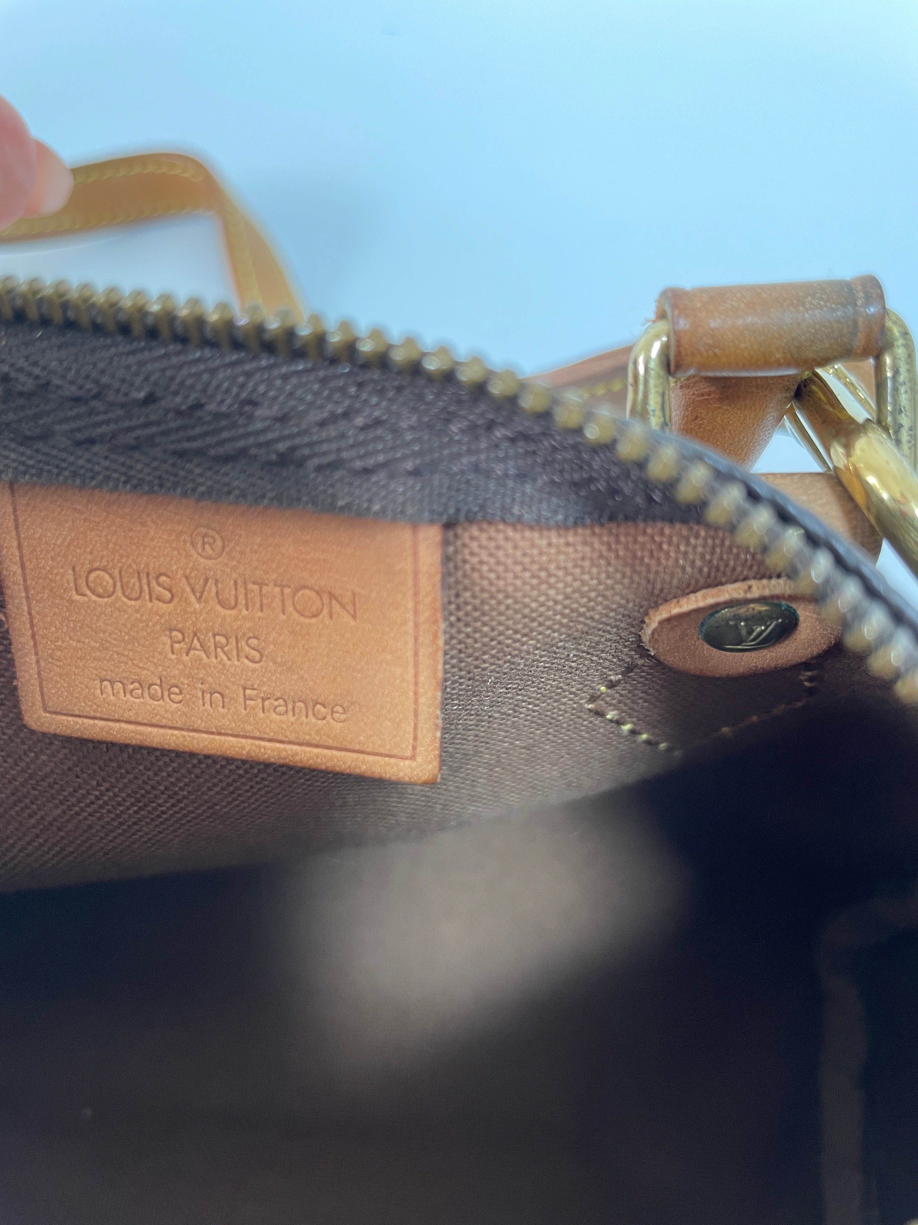 Louis Vuitton Mini Speedy Handbag Used (7121)