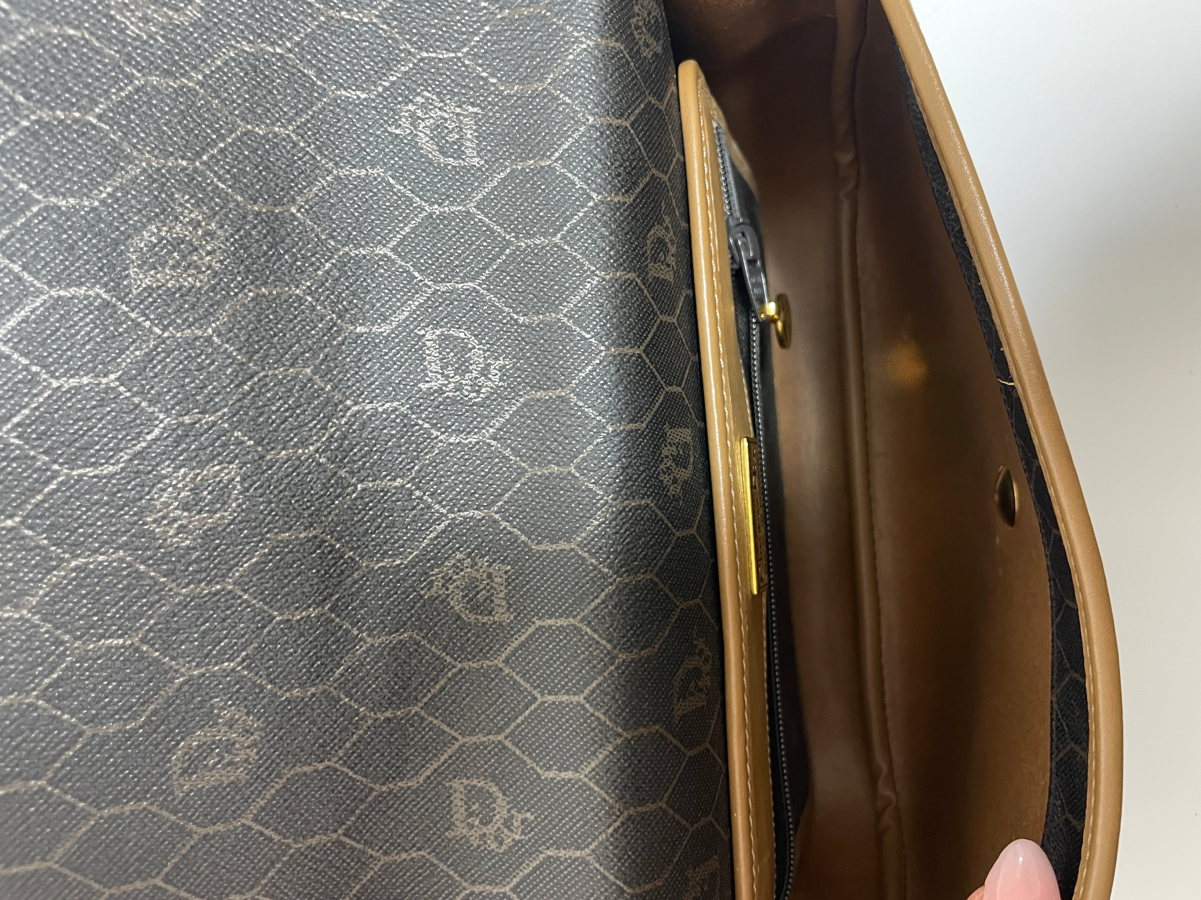 Dior Vintage Honeycomb Shoulder Bag Used (7488)