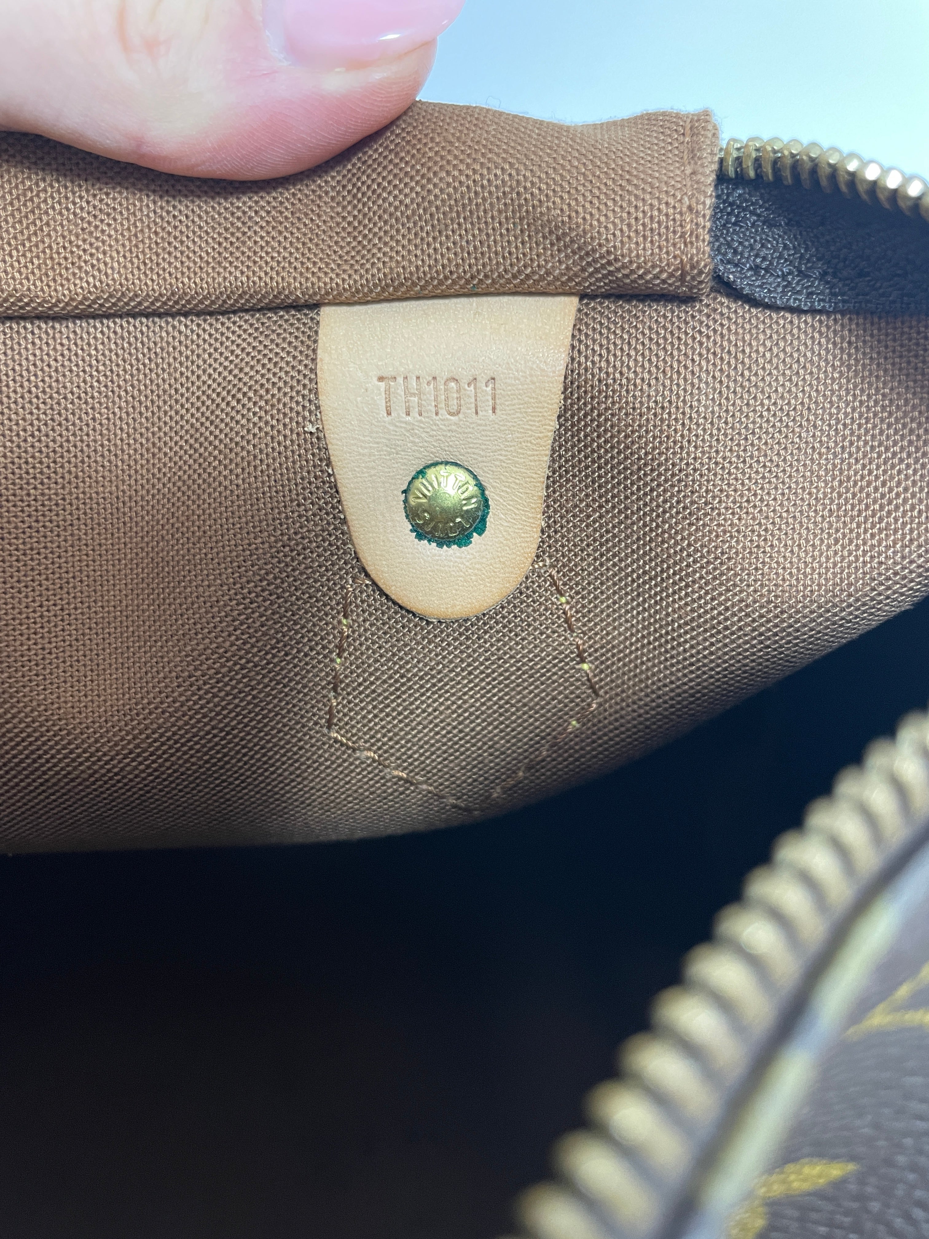 Louis Vuitton Speedy 30 Handbag Used (7626)