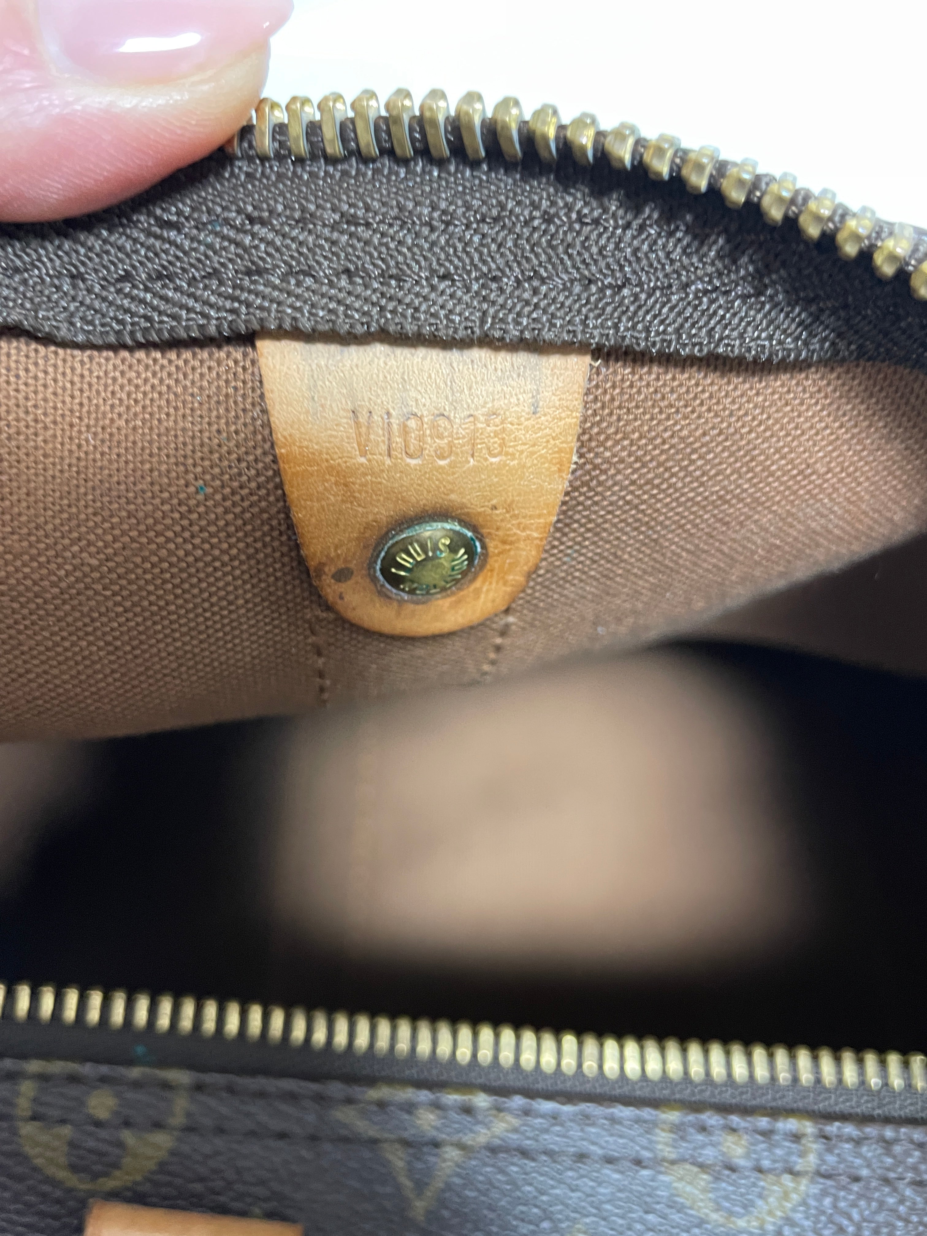 Louis Vuitton Keepall 50 Bandouliere Missing Strap