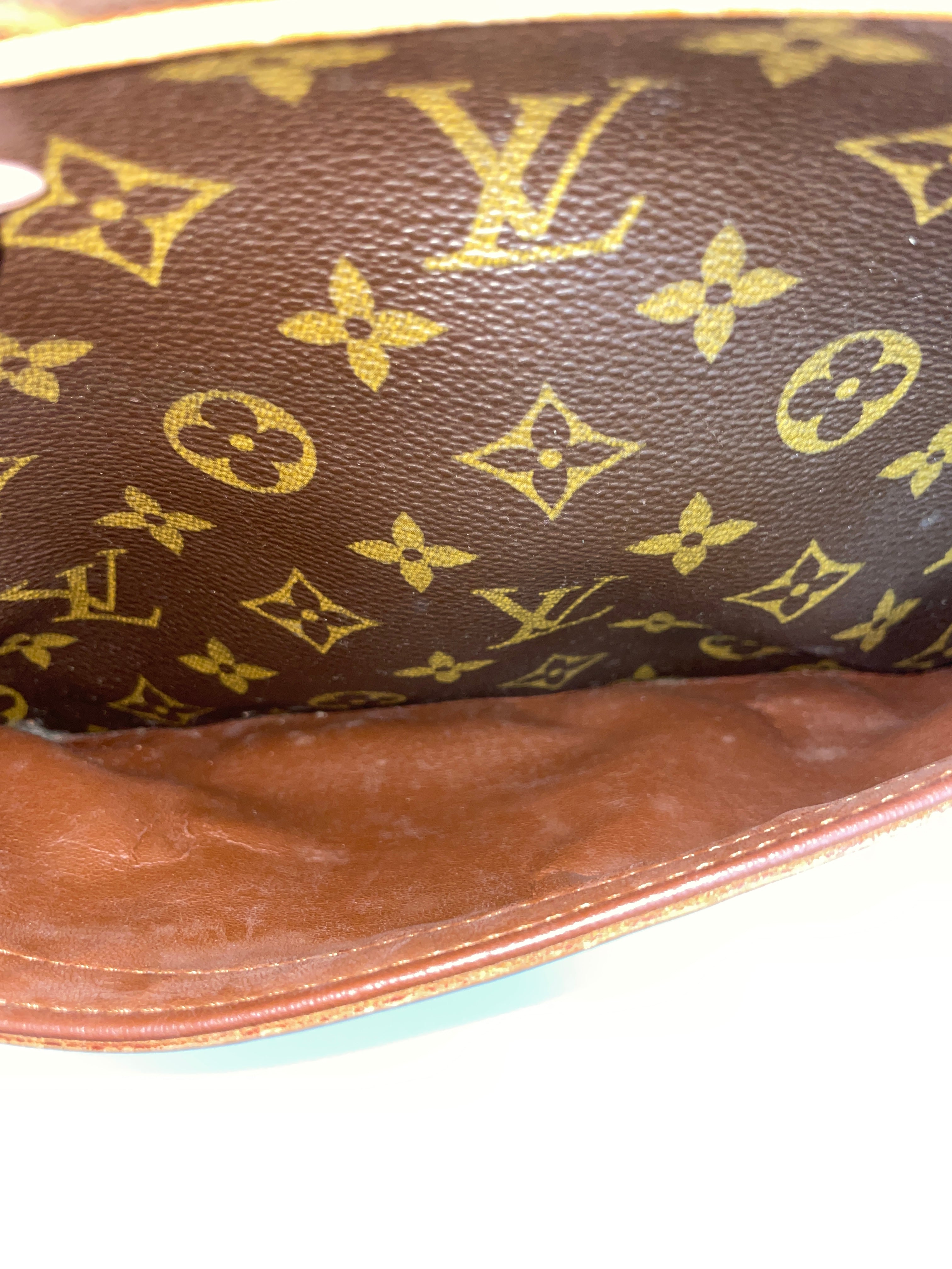 Louis Vuitton Trocadero 27 Shoulder Bag Used