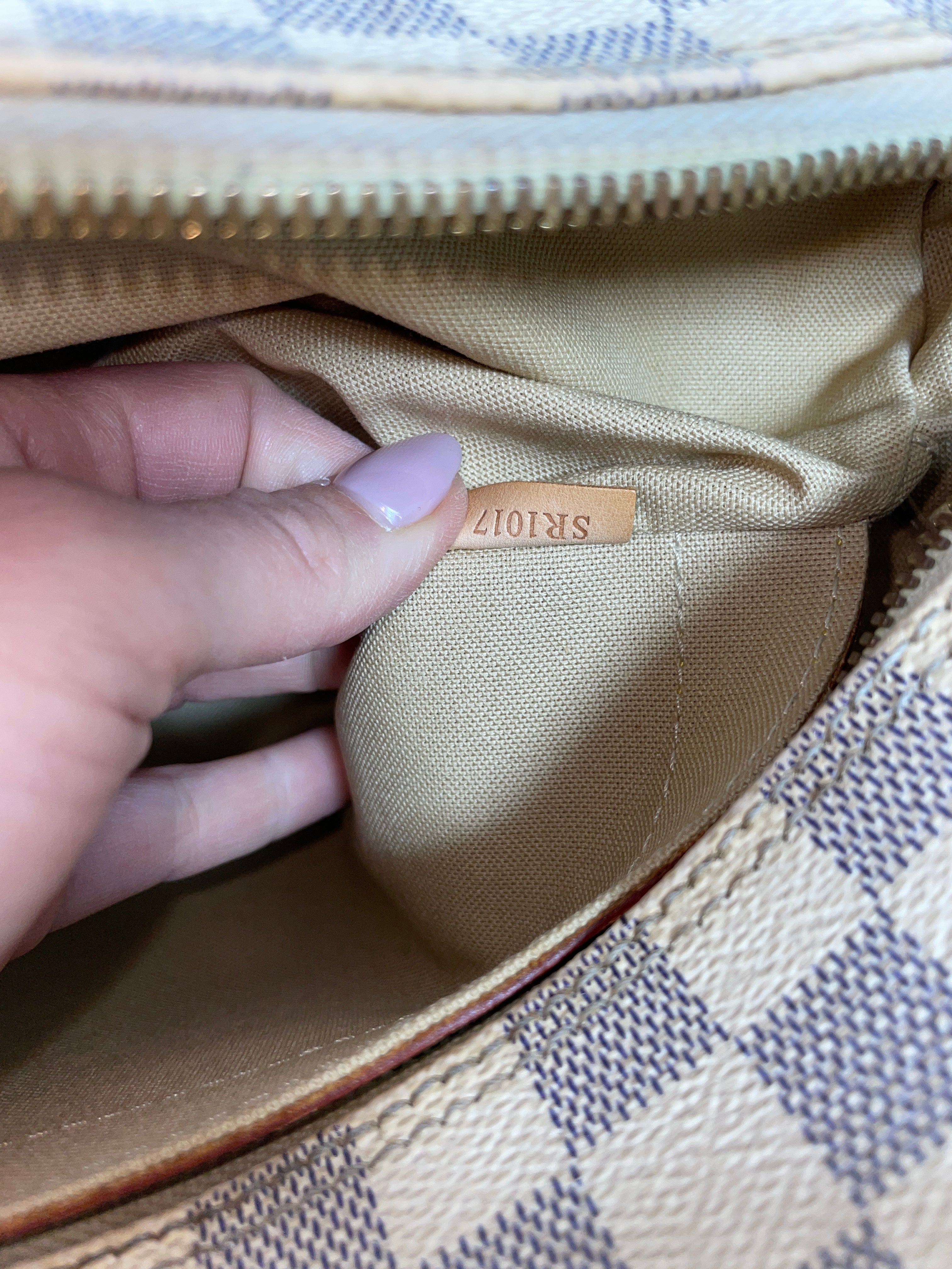 Louis Vuitton Naviglio Damier Azur Messenger Bag Used