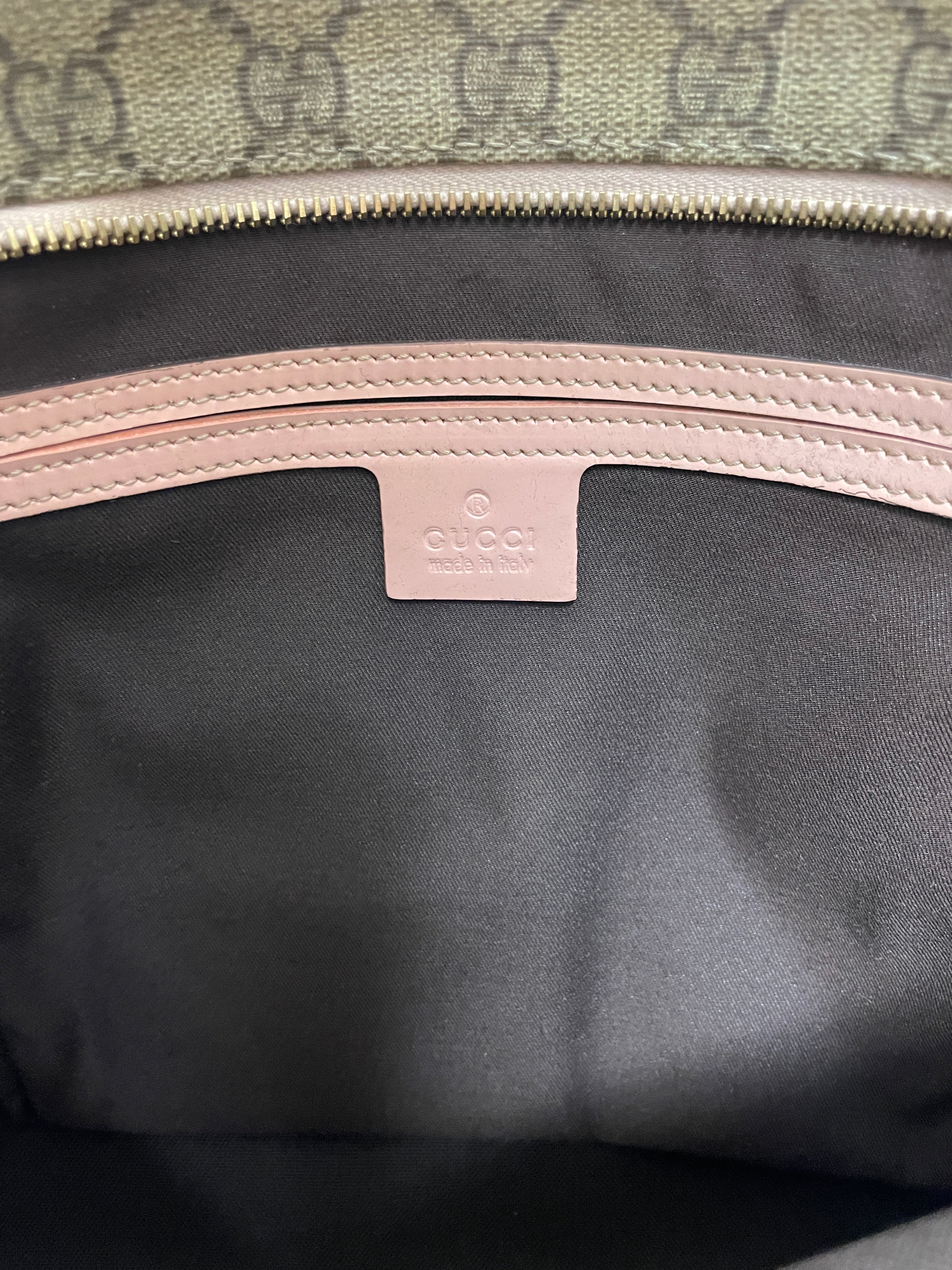 Gucci Crossbody Bag Pink Used