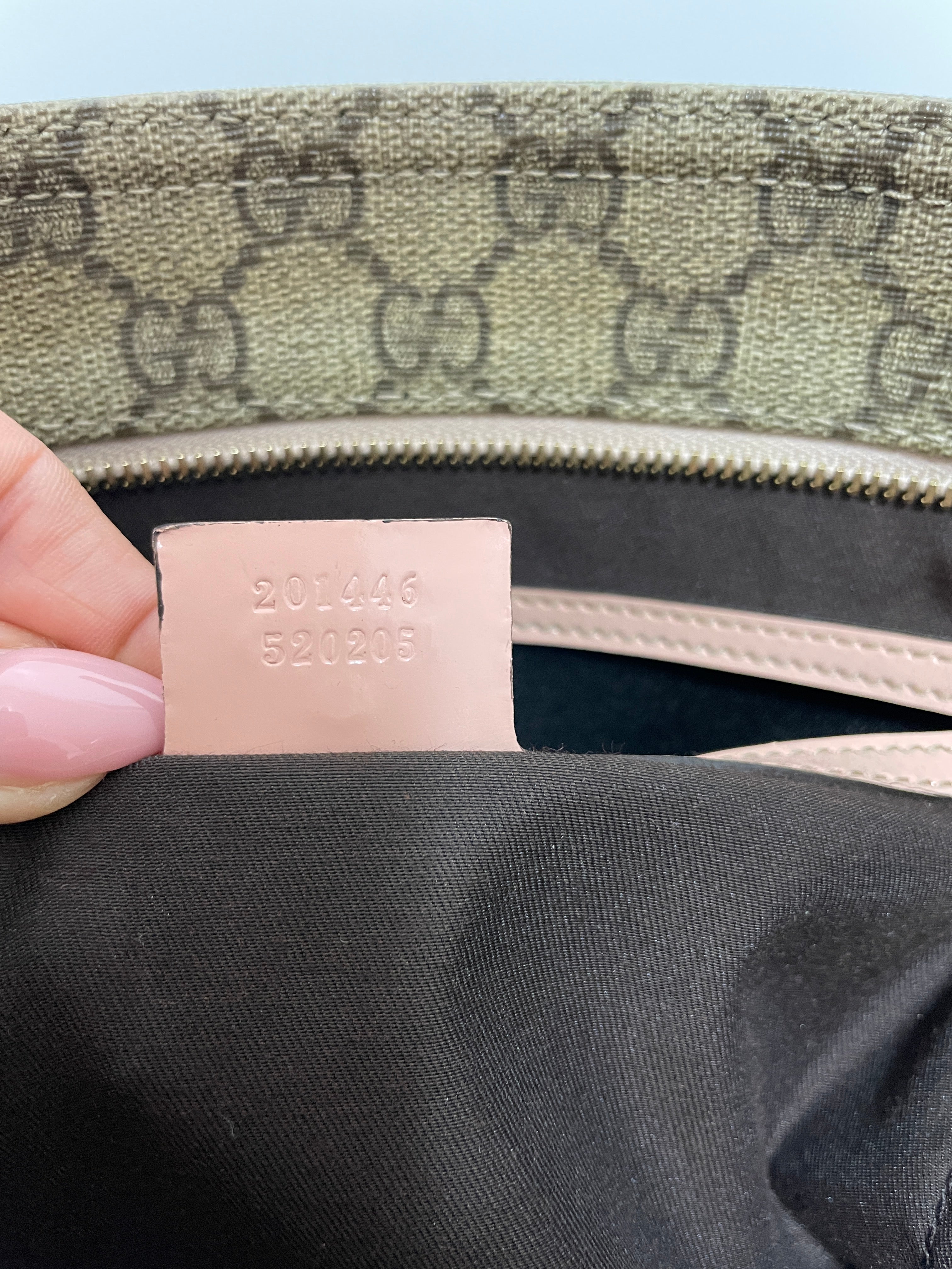 Gucci Crossbody Bag Pink Used