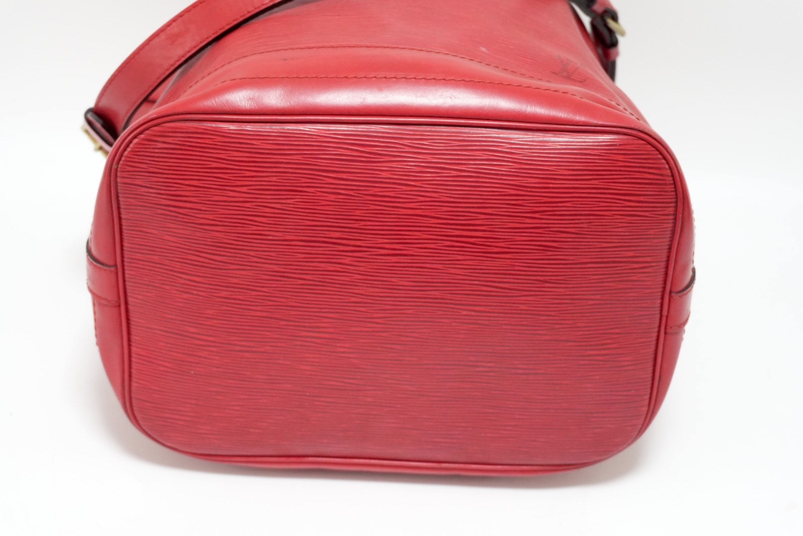 Louis Vuitton Noe GM Epi Red Bucket Shoulder Bag Used