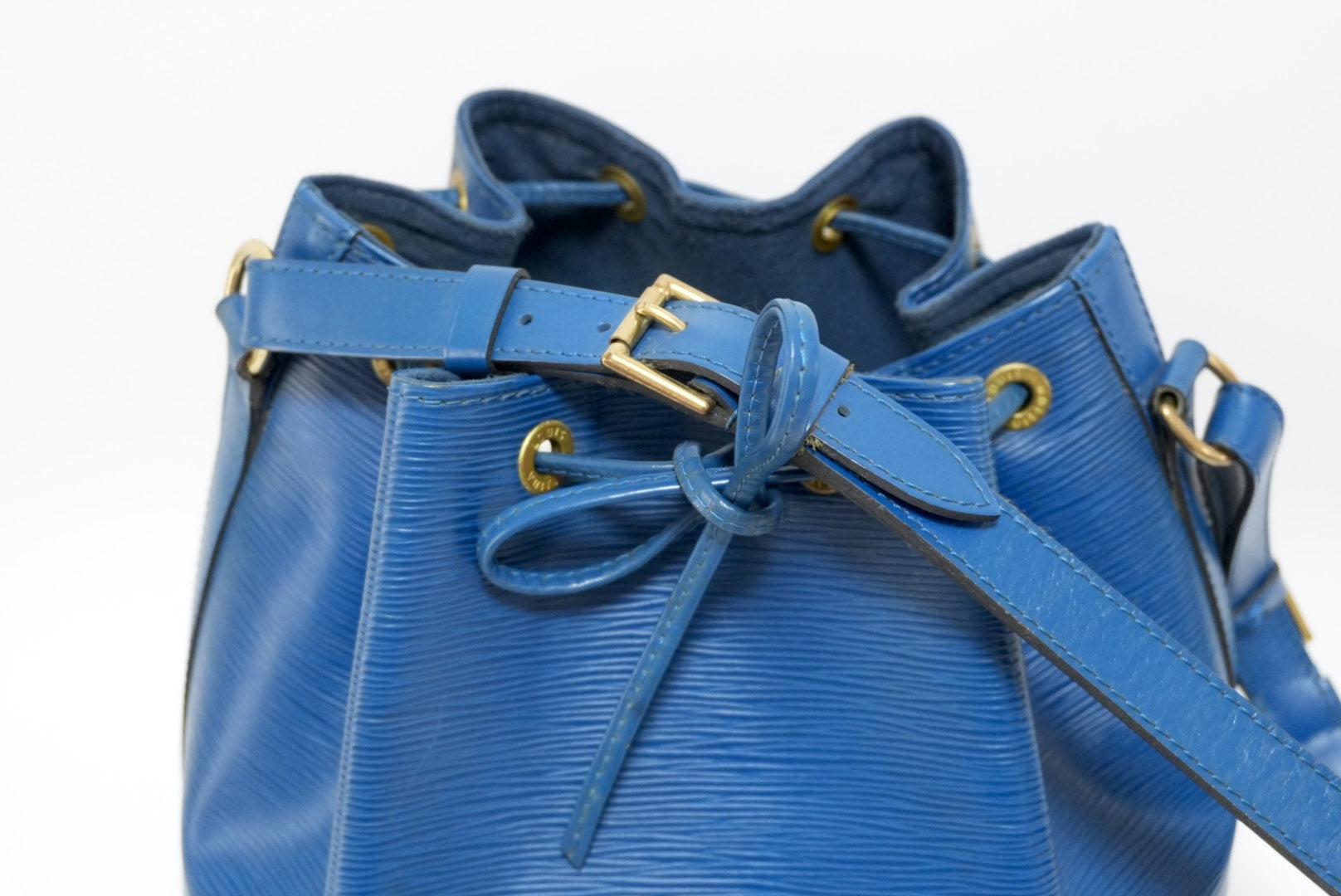 Louis Vuitton Noe GM Epi Blue Bucket Shoulder Bag Used (8955)