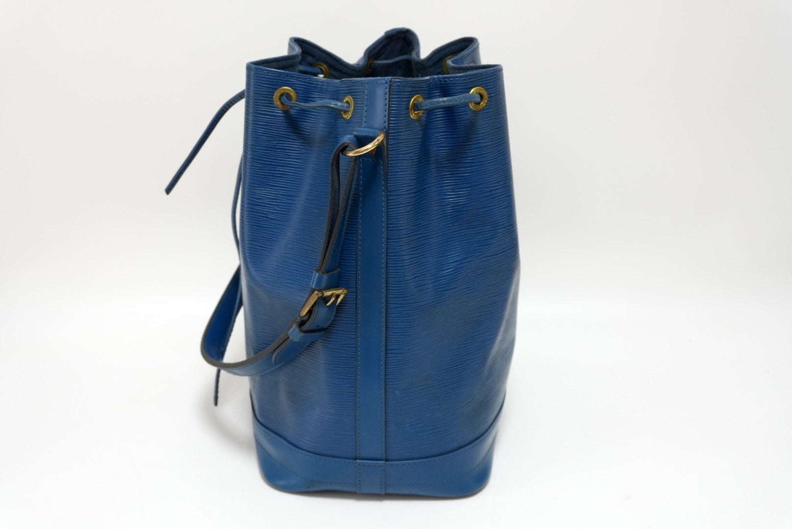 Louis Vuitton Noe GM Epi Blue Bucket Shoulder Bag Used