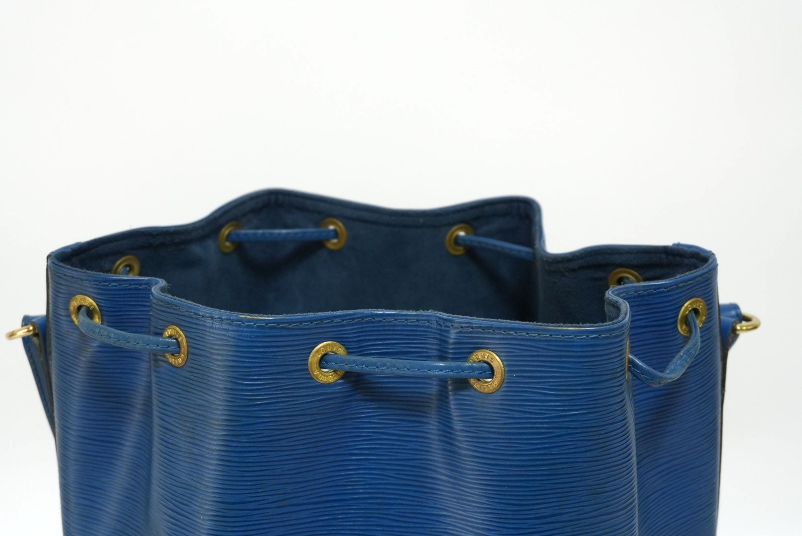 Louis Vuitton Noe GM Epi Blue Bucket Shoulder Bag Used