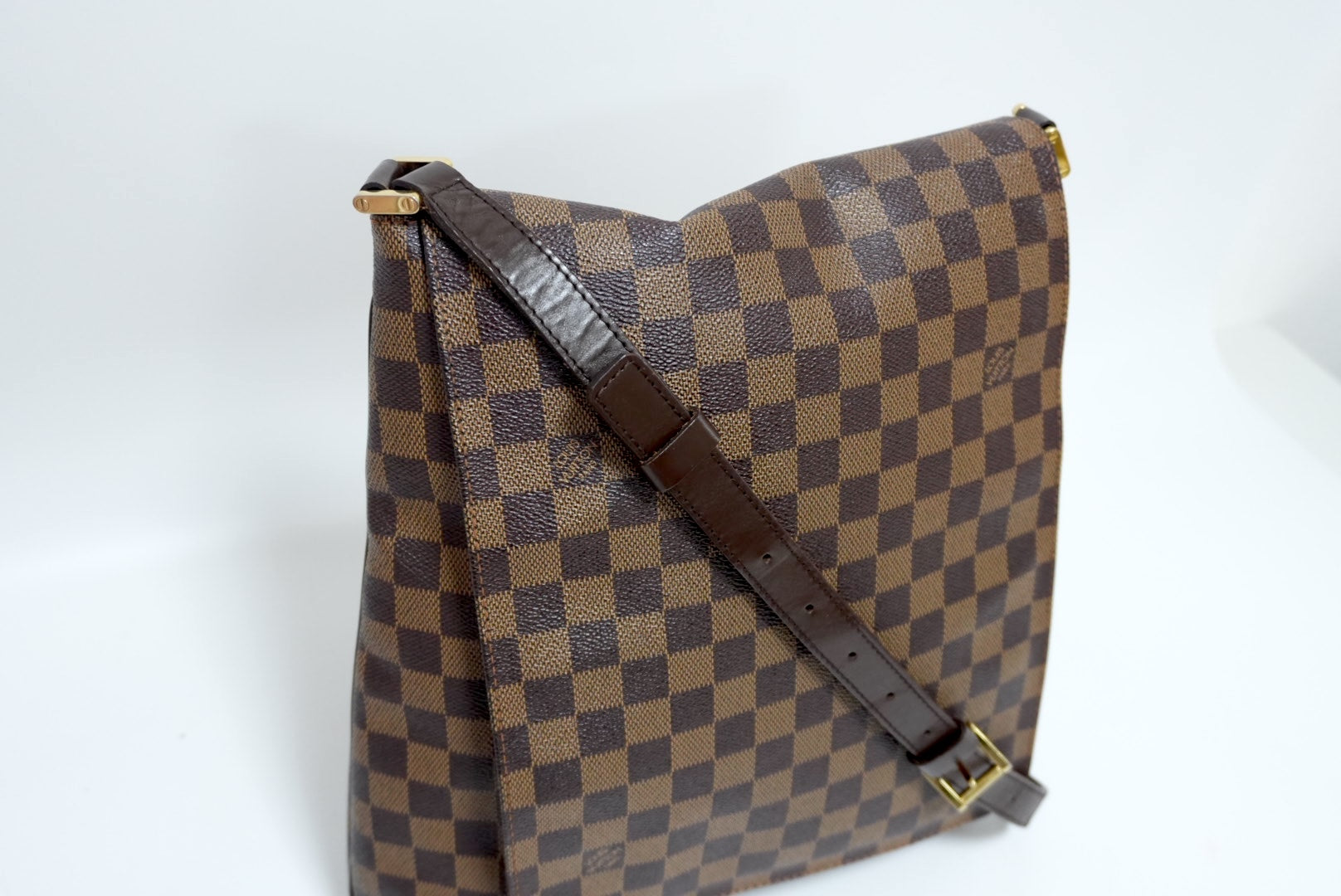 Louis Vuitton Damier Ebene Musette Crossbody Used