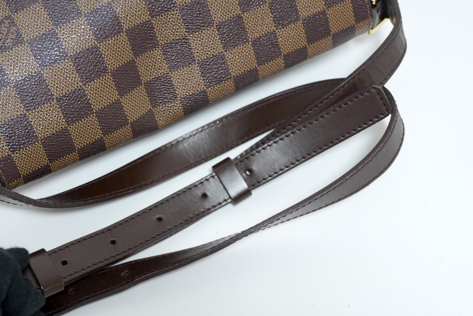 Louis Vuitton Damier Ebene Musette Crossbody Used