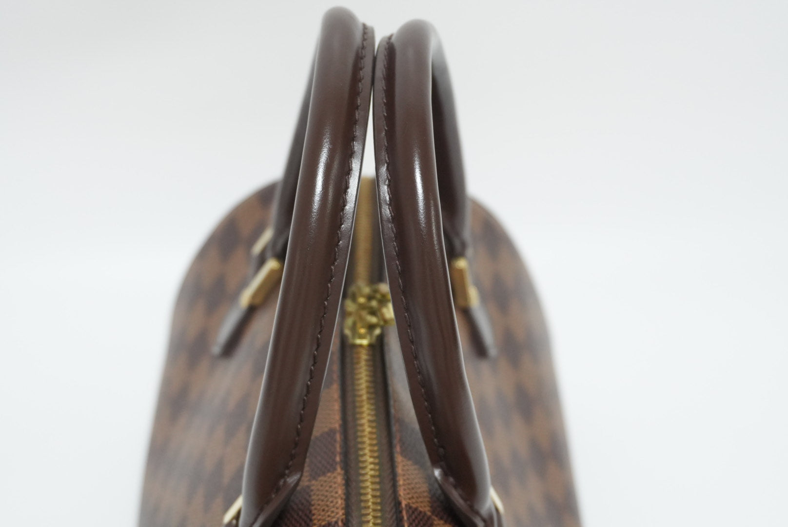 Louis Vuitton Ribera MM Damier Ebene Handbag Used