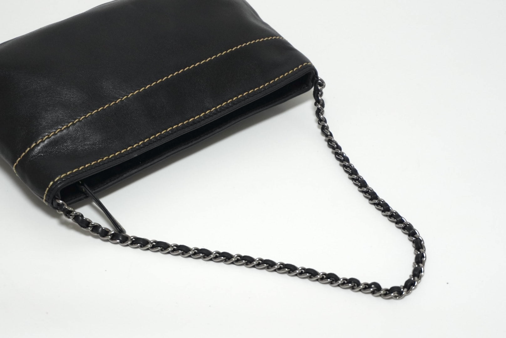 Chanel Lambskin Chain Pochette Handbag Used