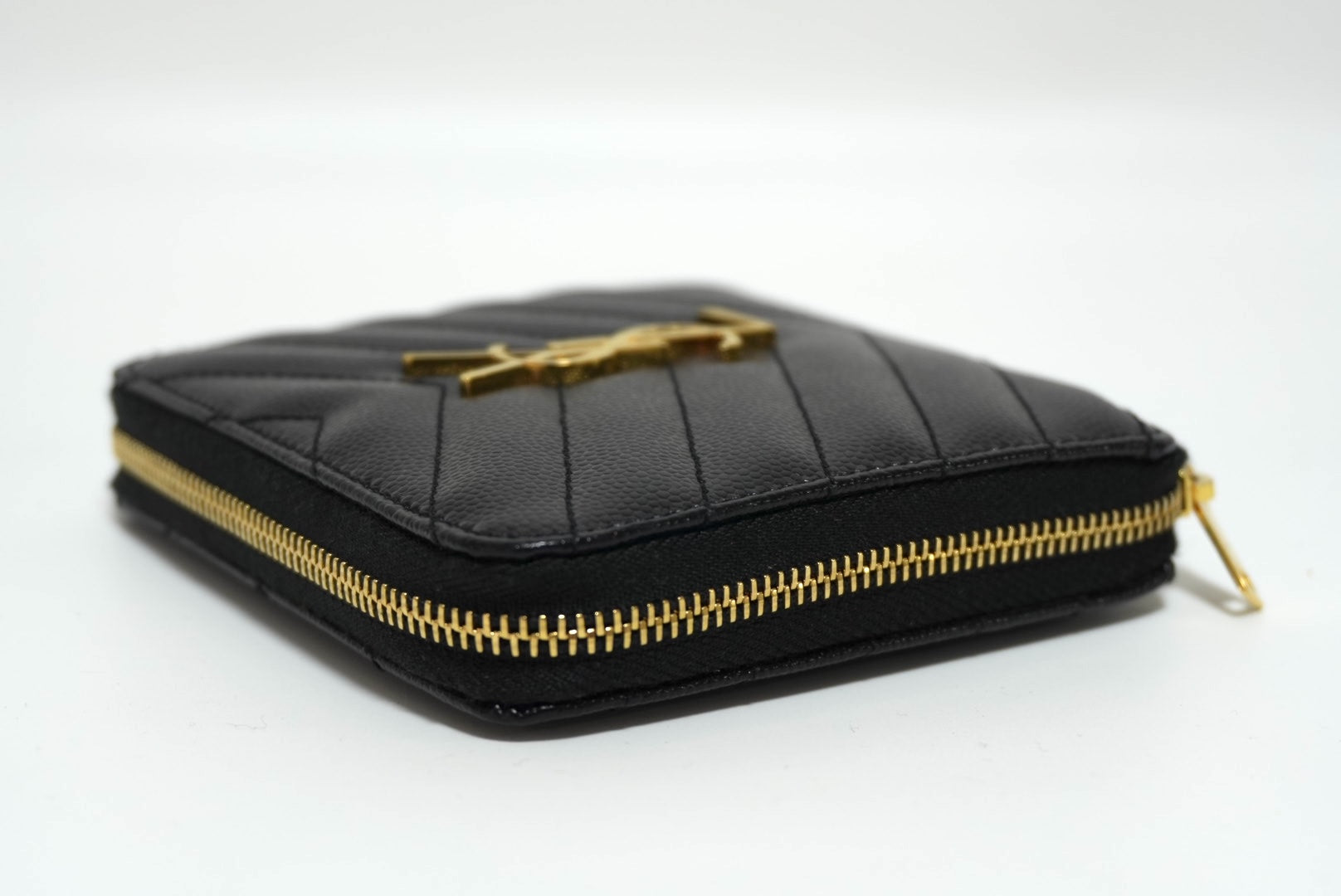 Saint Laurent Zippy Compact Wallet Used