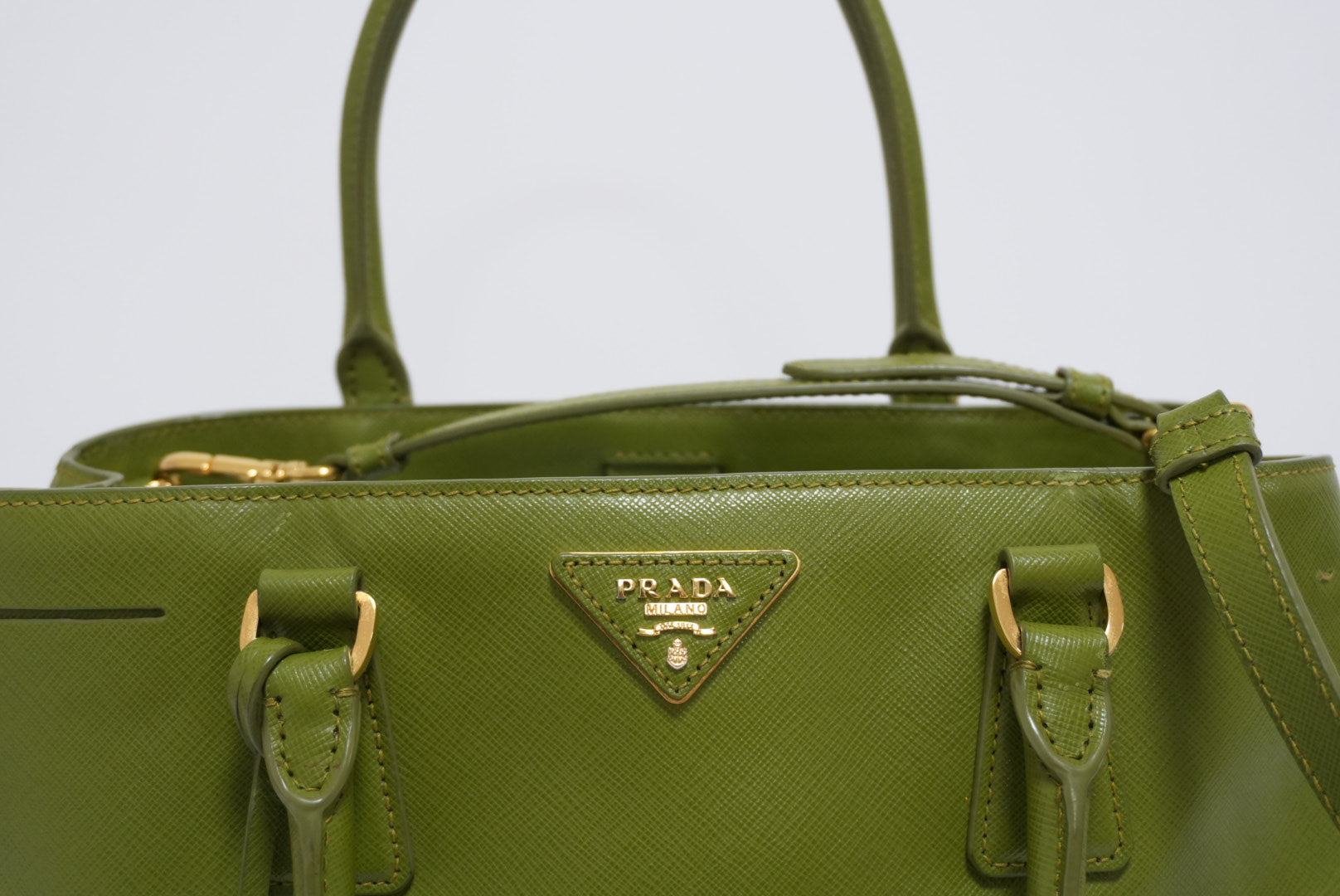 Prada Galleria Saffiano Two Way Shoulder Bag Used