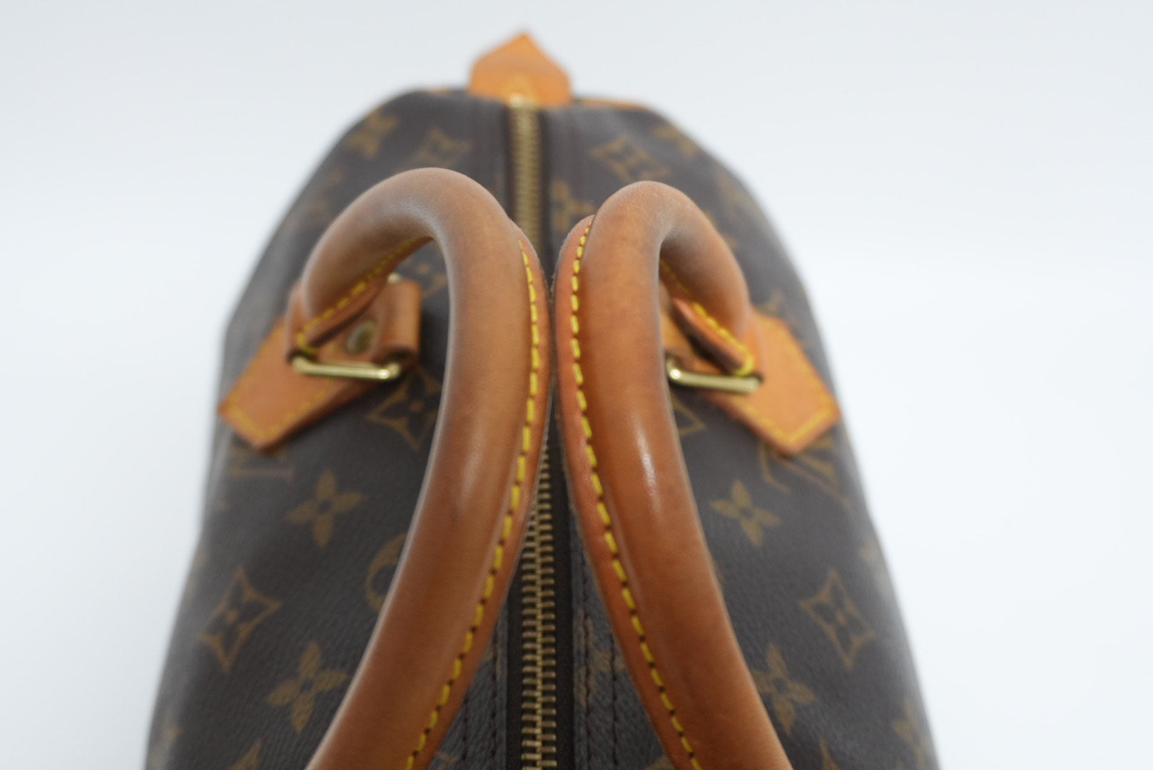 Louis Vuitton Speedy 30 Handbag Used