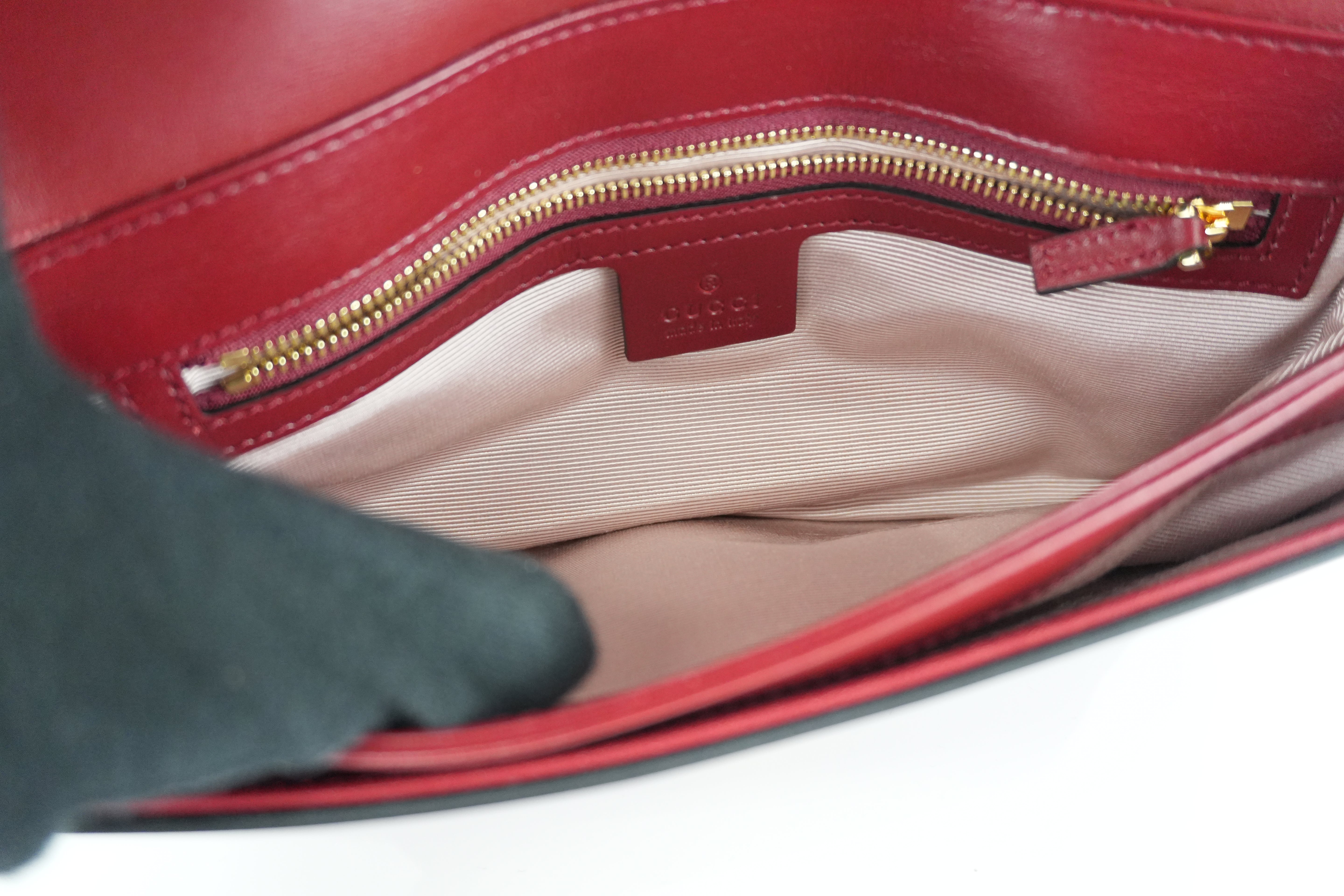 Gucci Arli Shoulder Bag Red Leather Used