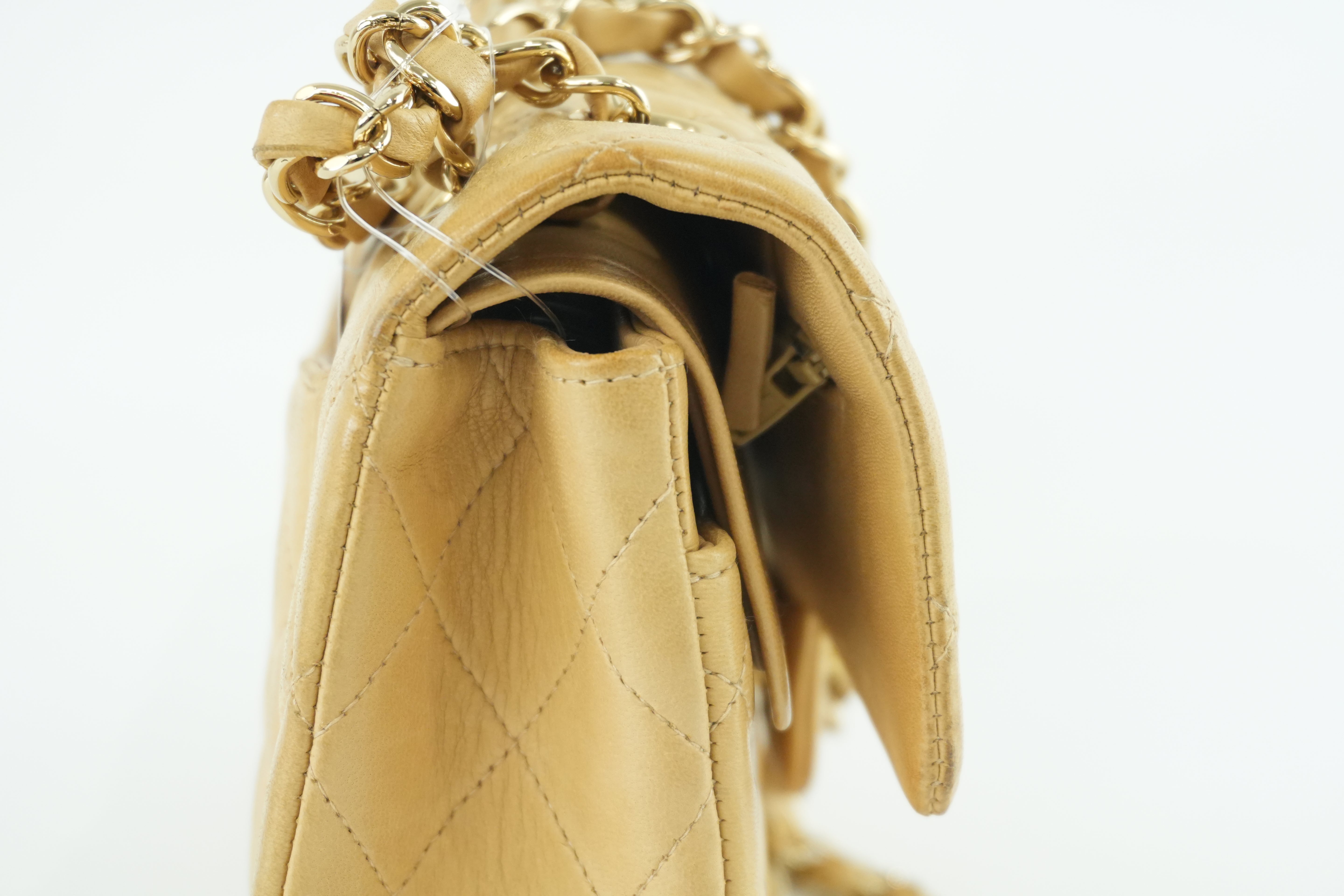 Chanel Matelasse Lamb Skin Chain Shoulder Bag Beige Used