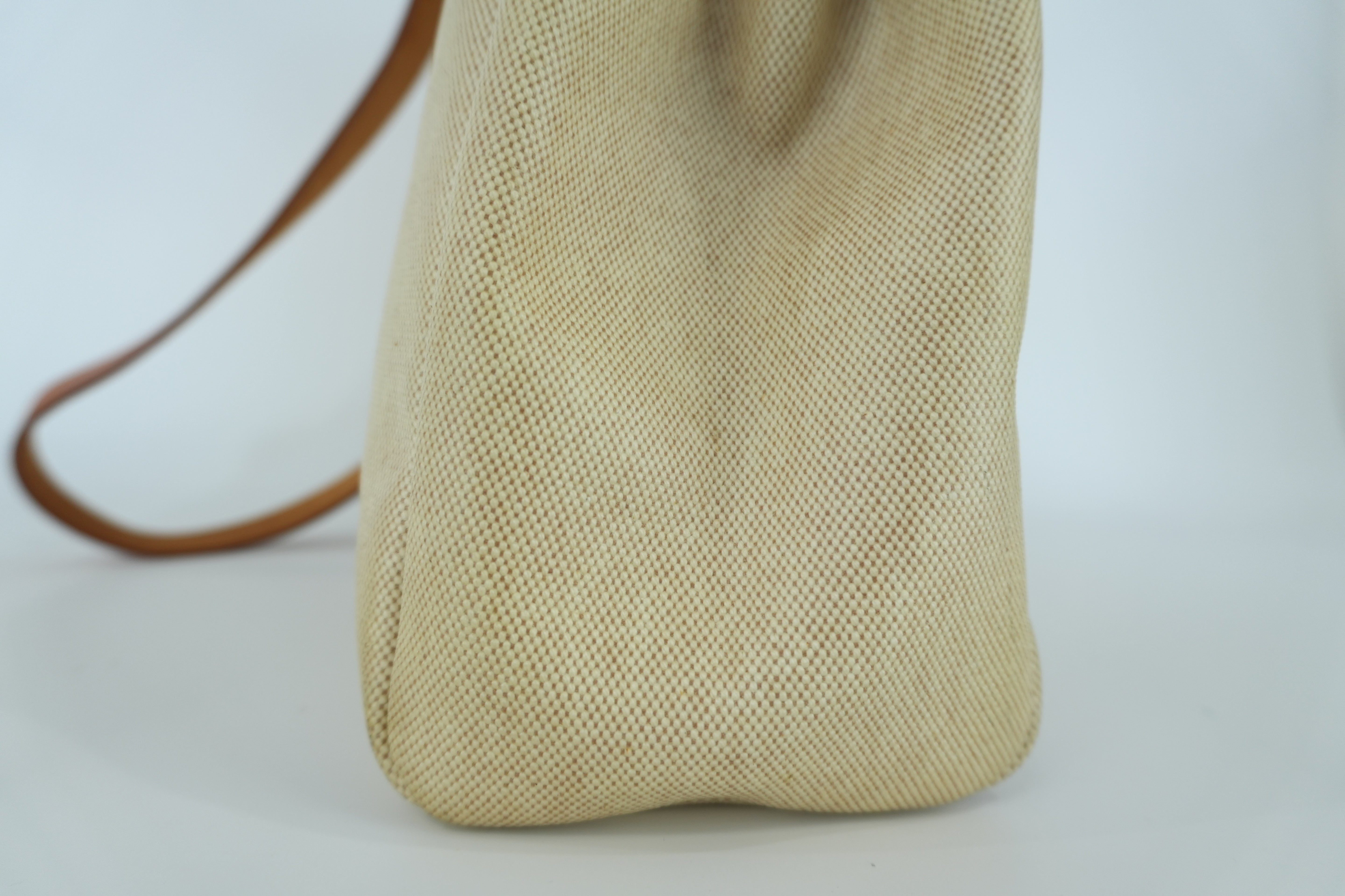 Hermes Herbag MM Beige Canvas Used