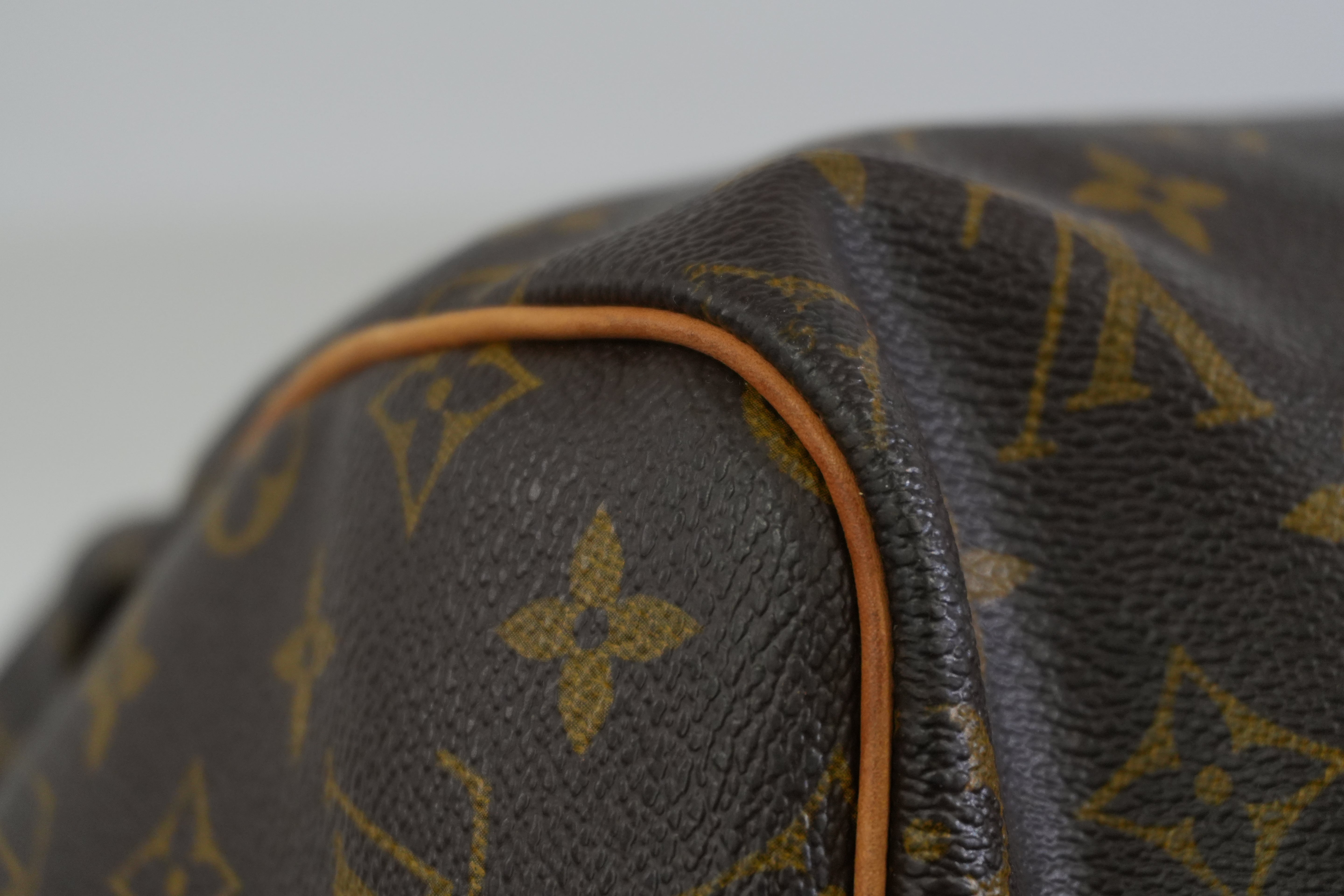 Pre-owned Louis Vuitton Monogram Keepall Bandouliere 55 Duffle Travel Bag