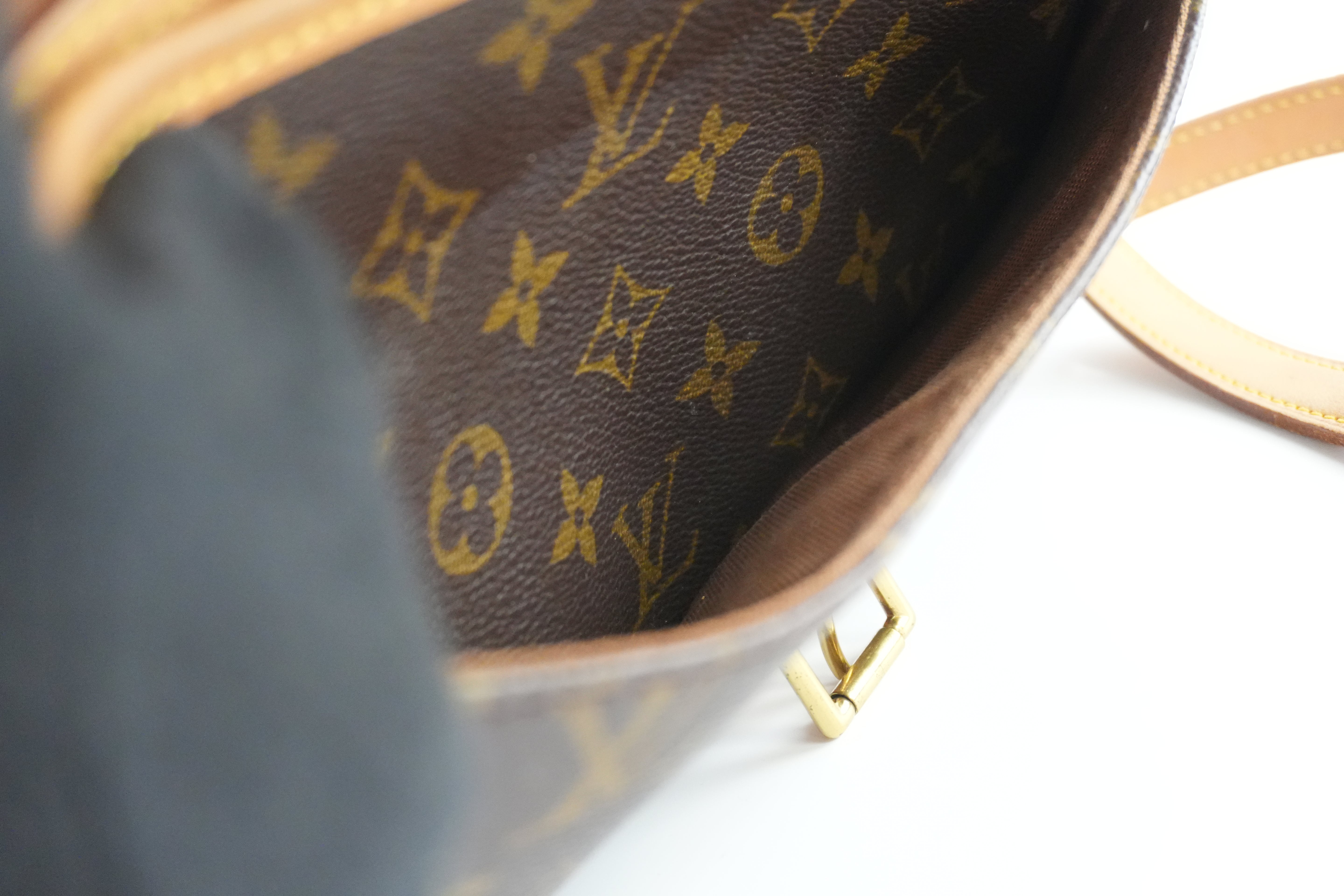 Louis Vuitton Monogram Sologne Shoulder Bag Used